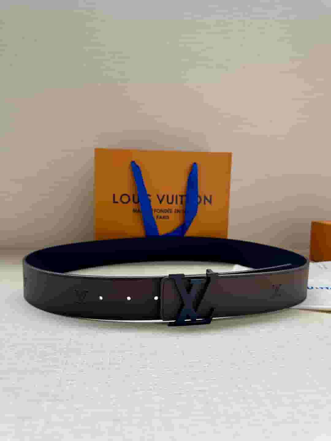 Lv Initiales Blason 40Mm Belt Yupoo Lv Brown Belt Black Logo - Main Preview