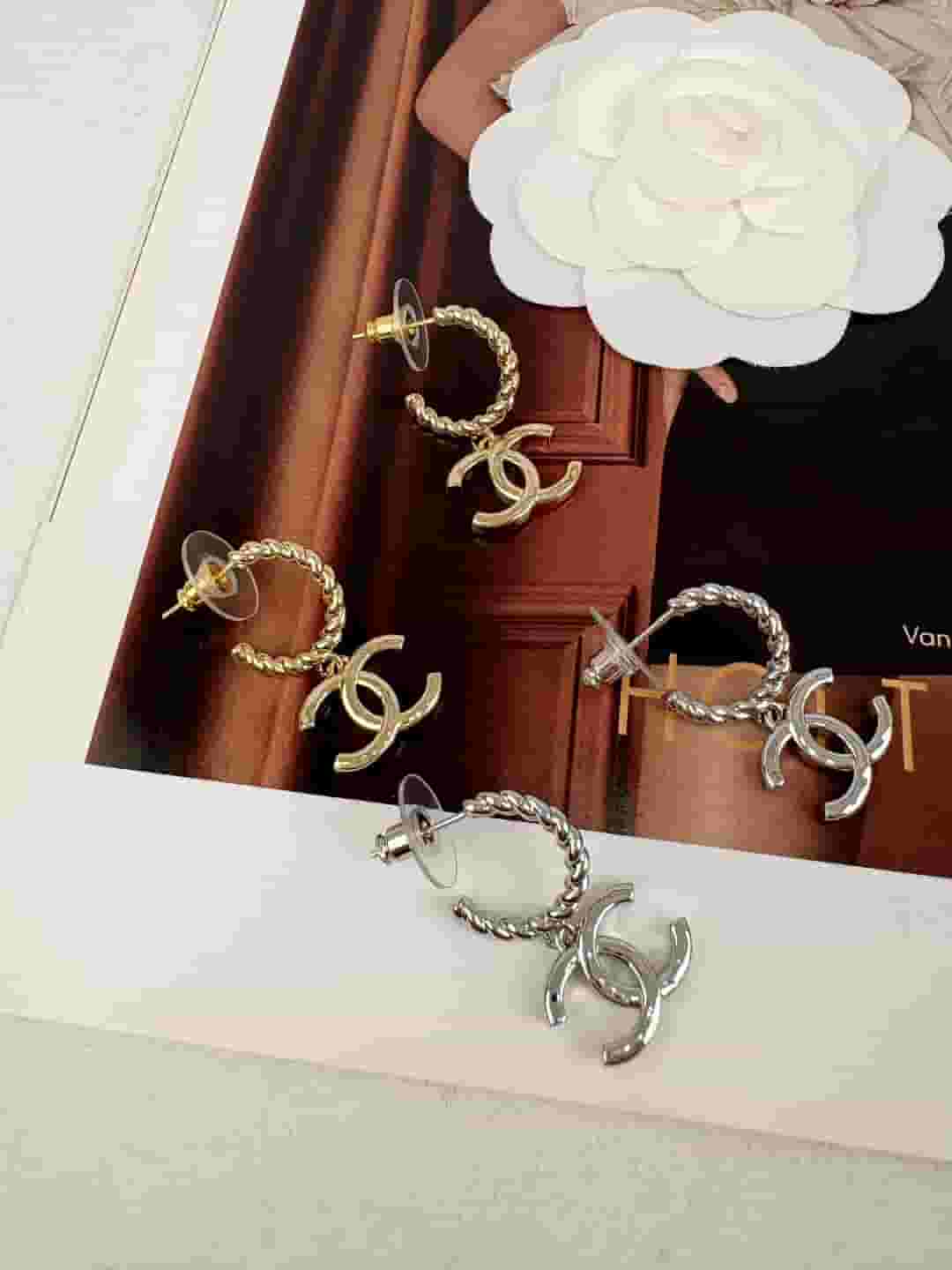 Chanel Double C Stud Earrings Yupoo Jewelry Silver And Gold - Main Preview
