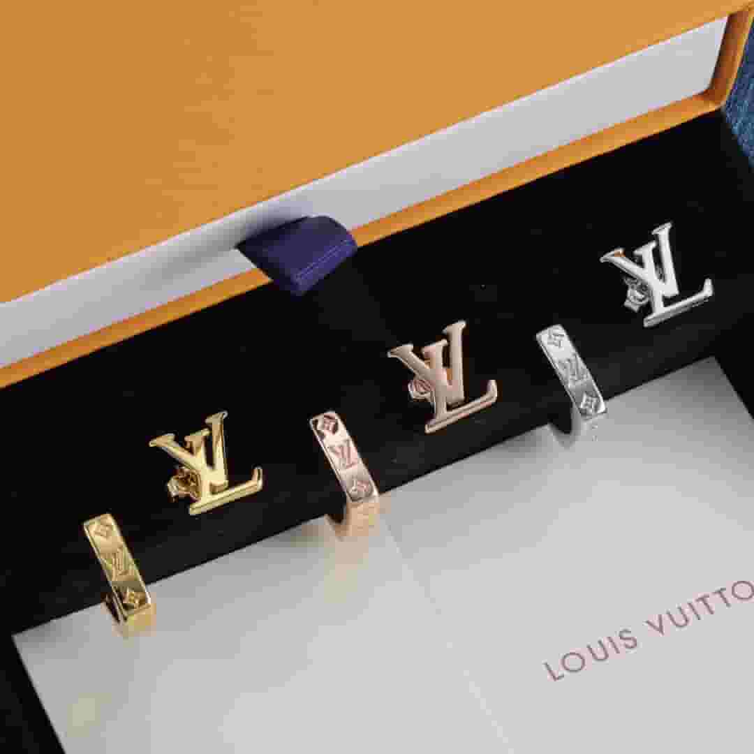 Louis Vuitton Stud Earrings Yupoo  Lv  Jewelry - Main Preview