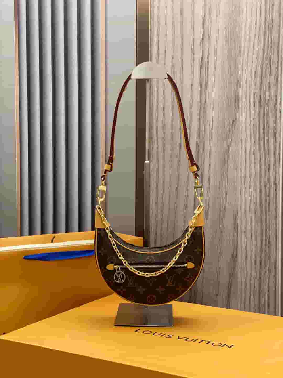 Yupoo Bags: Moon Bag Odeo - Vintage Monogram Canvas & Leather Crossbody - Main Preview