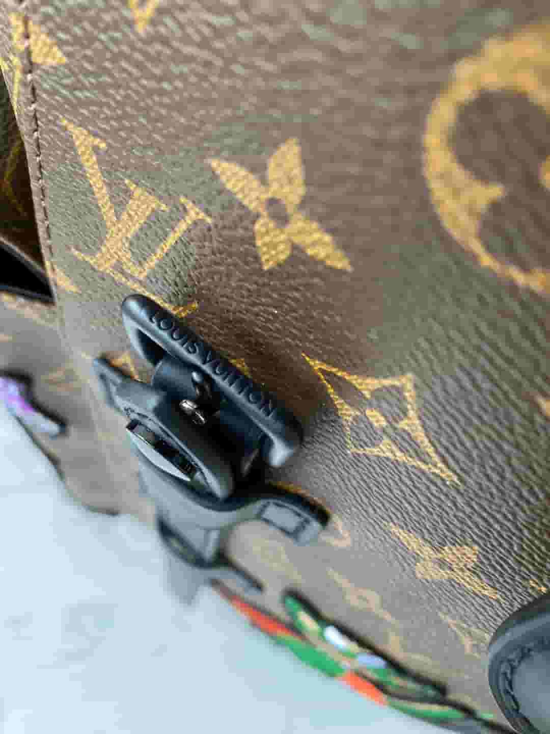 Yupoo bags: LV Keepall 25 - Monogram/Brown Crossbody Bag 👜 - Main Preview