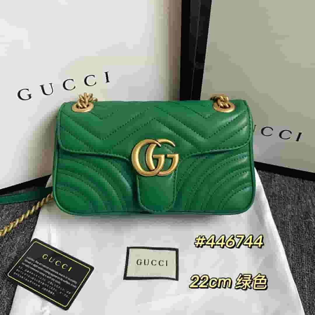 Yupoo Lv Vibrant Green Quilted Mini Crossbody Bag 🍃 - Main Preview