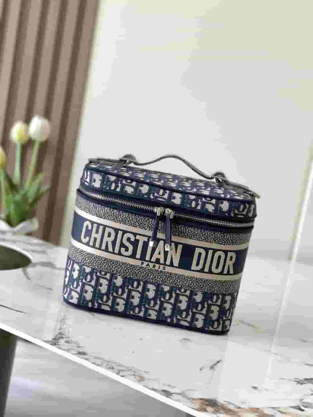 Yupoo Diortravel Vanity Large Blue Oblique Bag - Main Preview