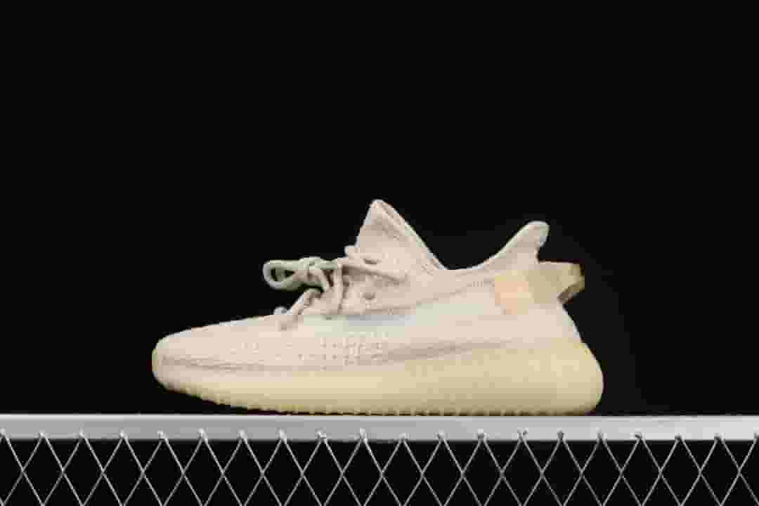 Yupoo Shoes: Premium Yeezy Yupoo Sneakers - Main Preview