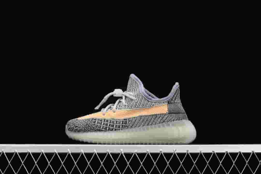 Yupoo Shoes: Premium Yeezy Yupoo Sneakers - Main Preview