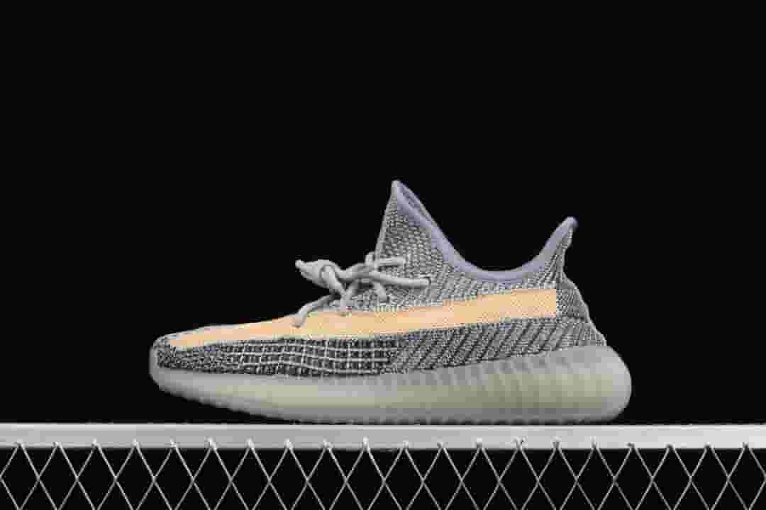 Yupoo Shoes: Premium Yeezy Yupoo Sneakers - Main Preview