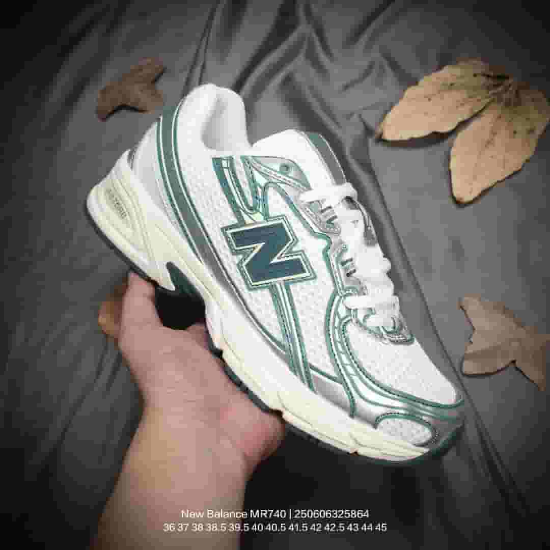 New Balance Mr740 - Silver Swamp Retro Runners 👟 - Main Preview