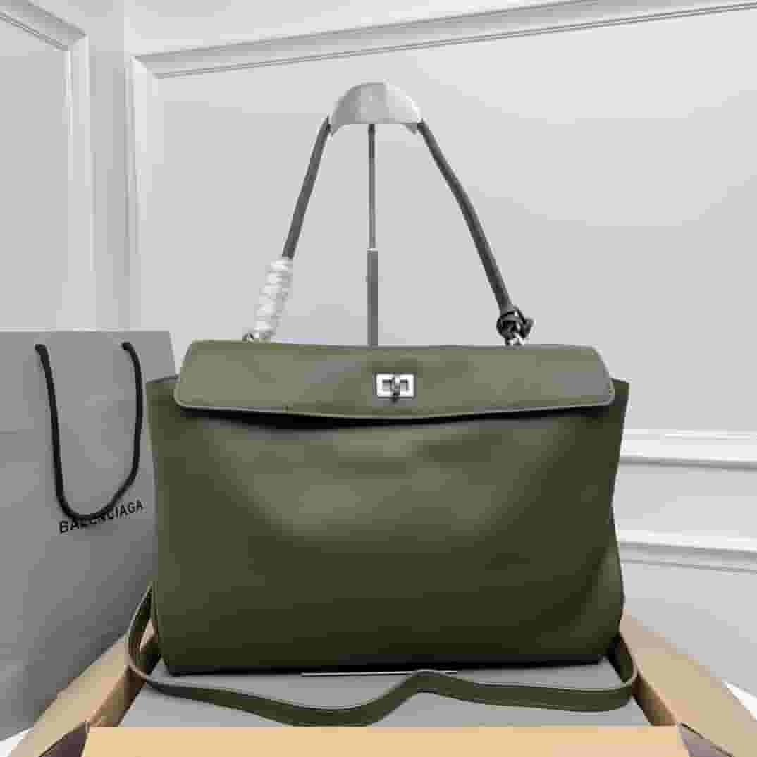 Yupoo Bags | Balenciaga Rodeo Bag - Medium Forest Green 👜 - Main Preview