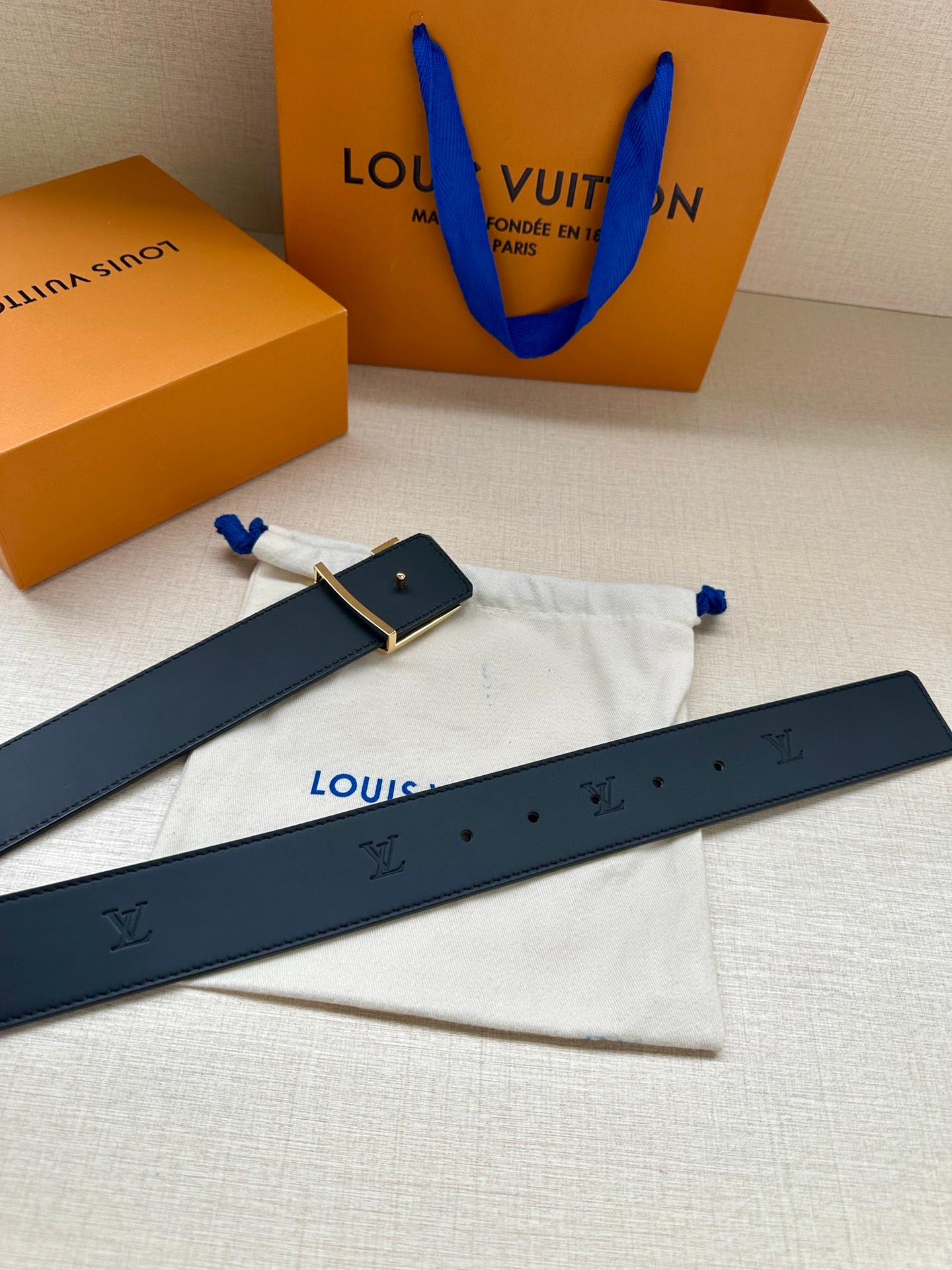 Lv Initiales Blason 40Mm Belt Yupoo Lv Belt image 9
