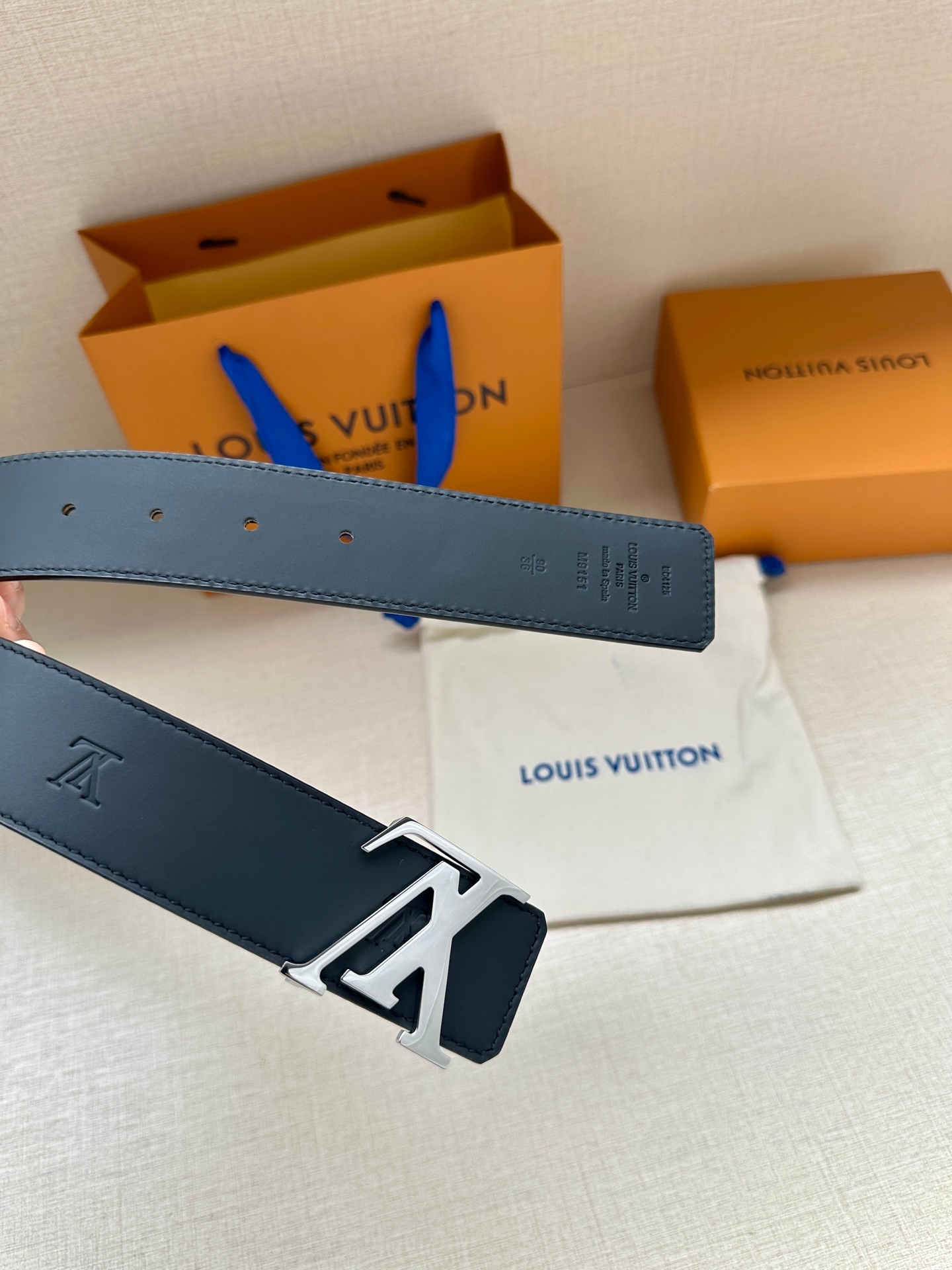 Lv Initiales Blason 40Mm Belt Yupoo Lv Belt image 3