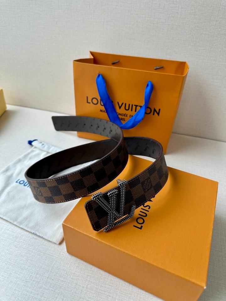 Lv Initiales Studs Reversible Belt 4.0Cm Yupoo Belt Brown image 8