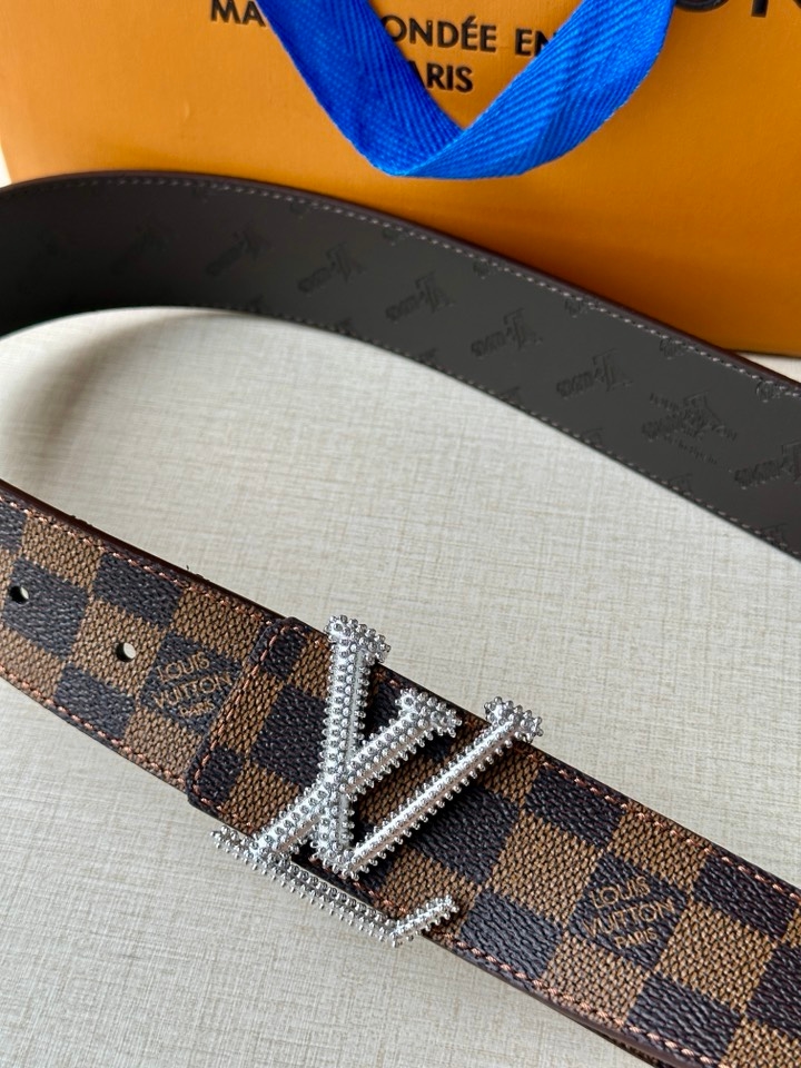 Lv Initiales Studs Reversible Belt 40Mm Yupoo Belt image 2