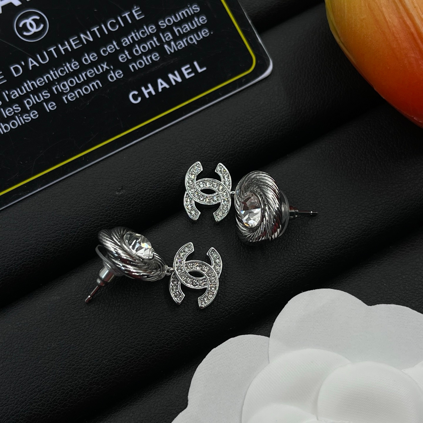 Chanel Stud Earrings Yupoo Jewelry Silver image 3