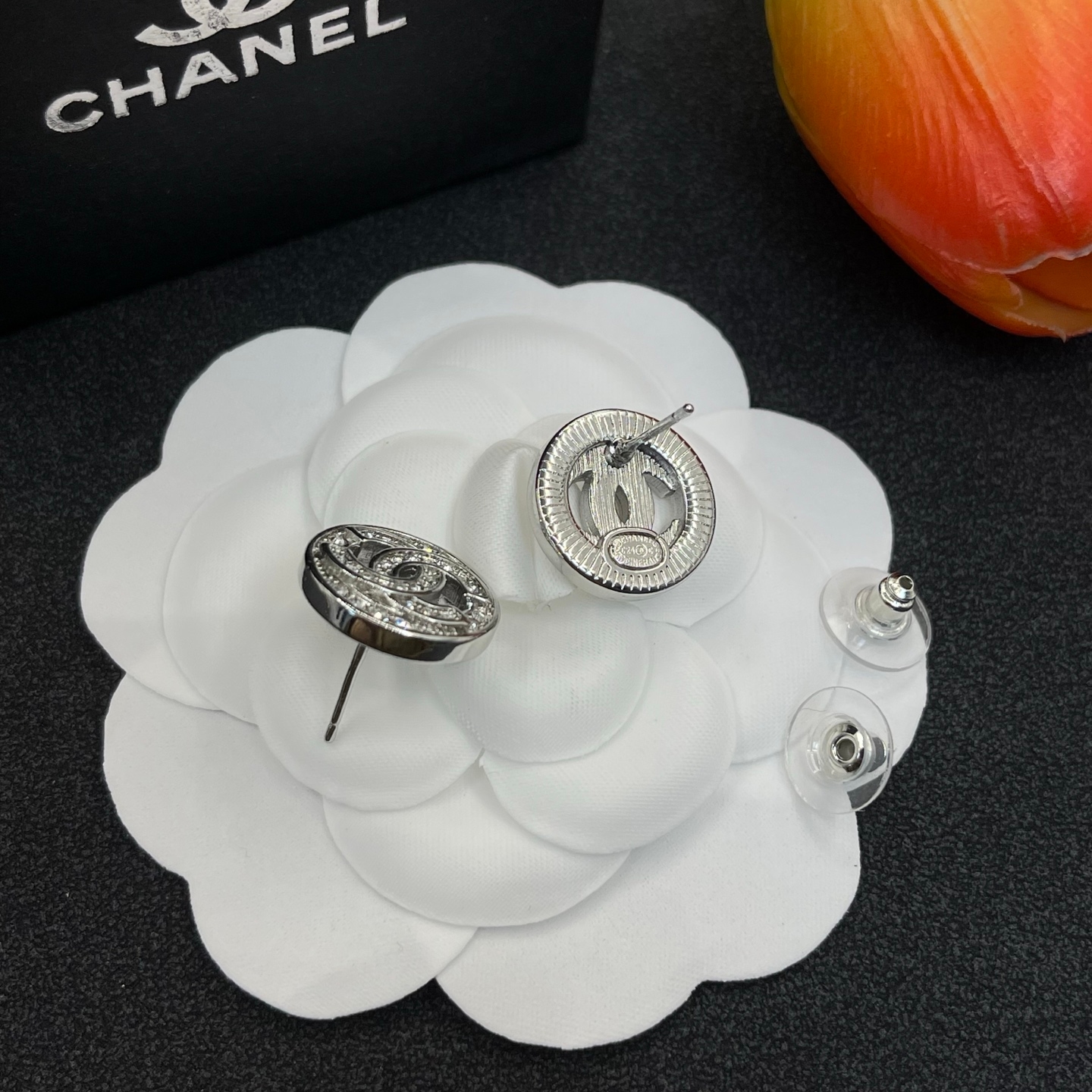 Chanel Stud Earrings Yupoo Jewelry Silver 001 image 5