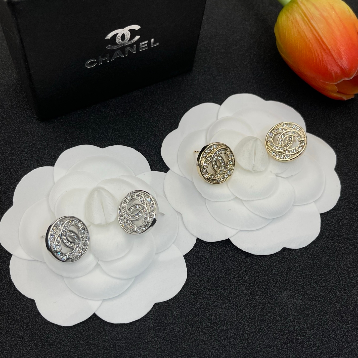 Chanel Stud Earrings Yupoo Jewelry Silver 001 image 7