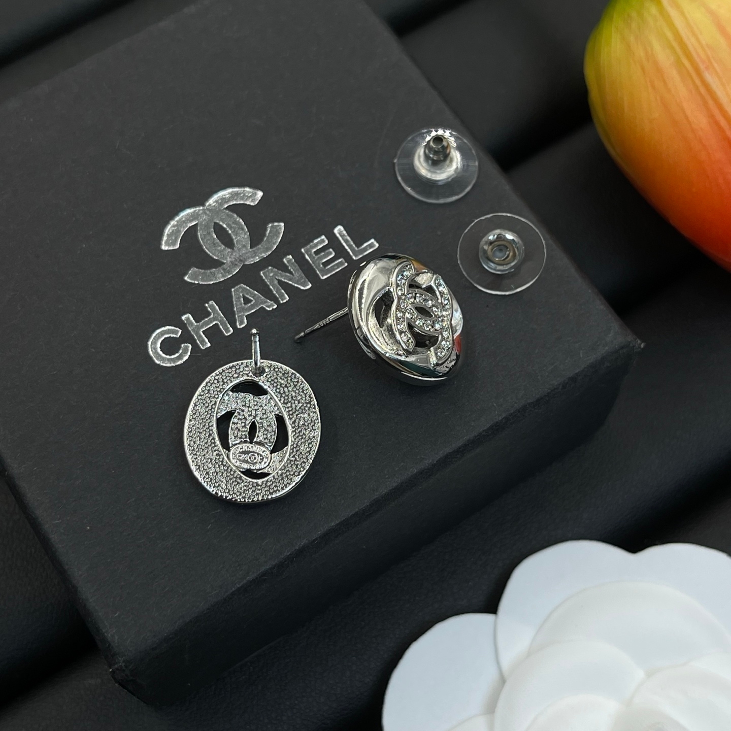 Chanel Stud Earrings Yupoo Jewelry Silver 002 image 3