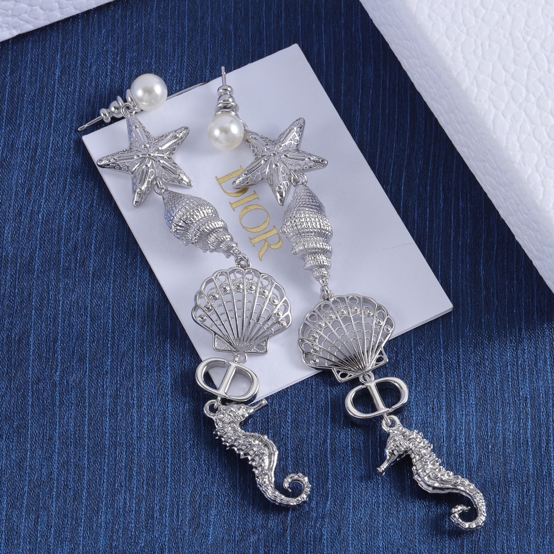 Dior Long  Stud Earrings Yupoo Jewelry image 3