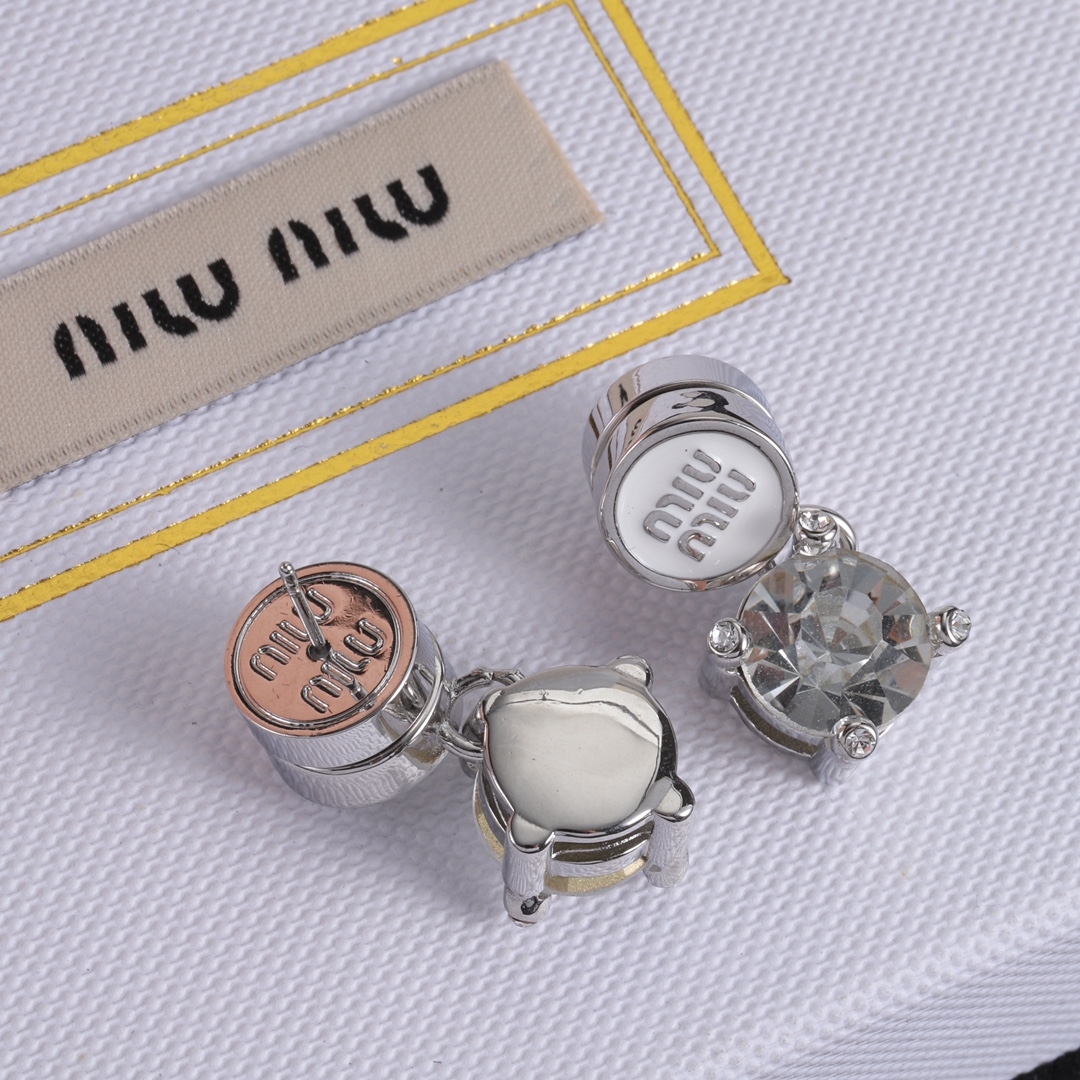 Miumiu Stud Earrings Yupoo Lv Jewelry image 3