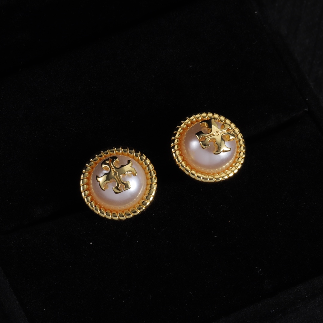 Tb Stud Earrings Yupoo  Jewelry image 7