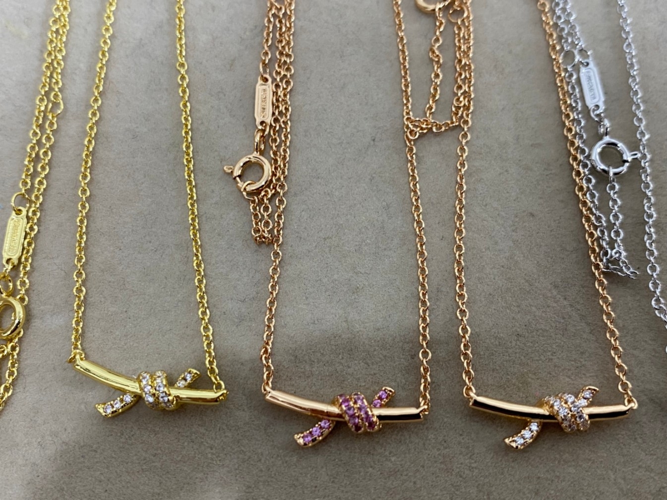 Tiffanys new knot mini Necklace Yupoo Jewelry image 2