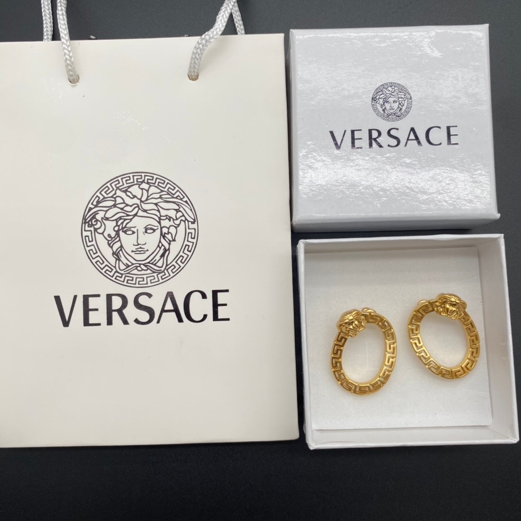 Versace Stud Earrings Yupoo Jewelry image 2