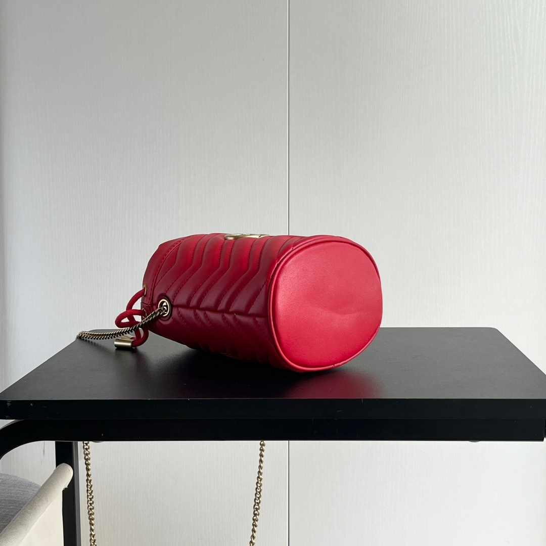 Yupoo Gucci Cowhide Red Crossbody Bag Best Quality - 575163 image 5