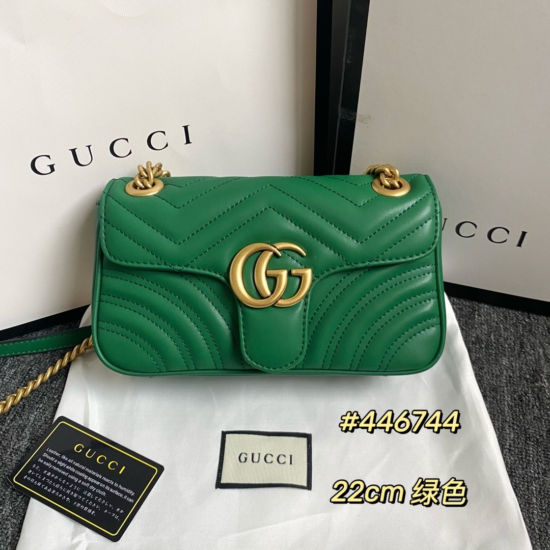 Yupoo Lv Vibrant Green Quilted Mini Crossbody Bag 🍃 image 1