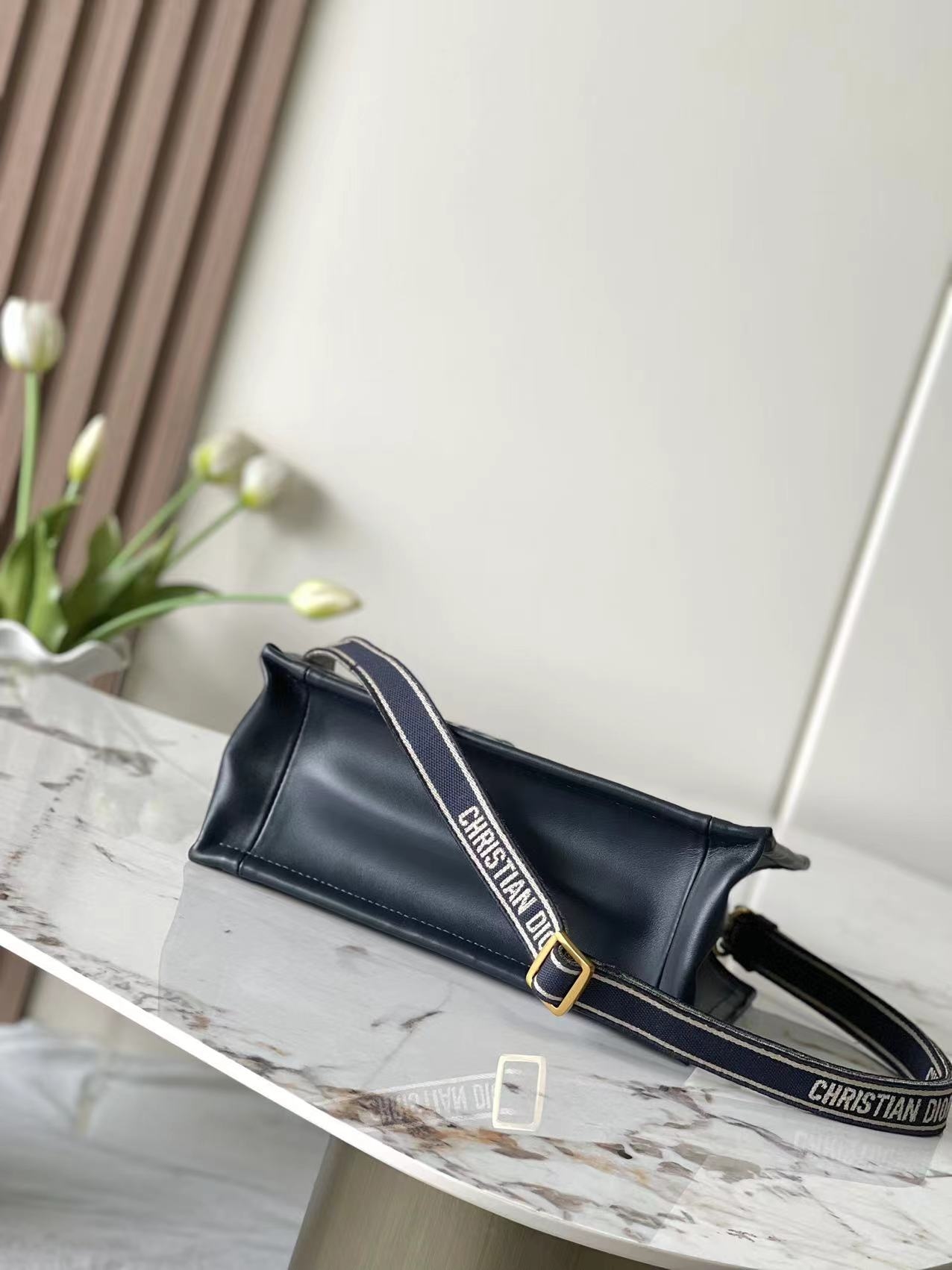 Yupoo Dior Book Tote Handbag Counter image 4