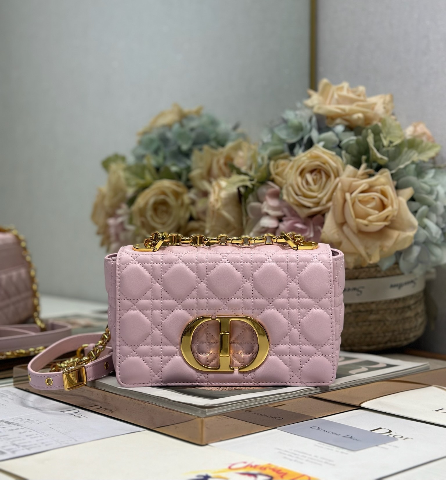 Yupoo Dior Caro Bag Pink Waxed Leather Gold Metal Buckle image 4