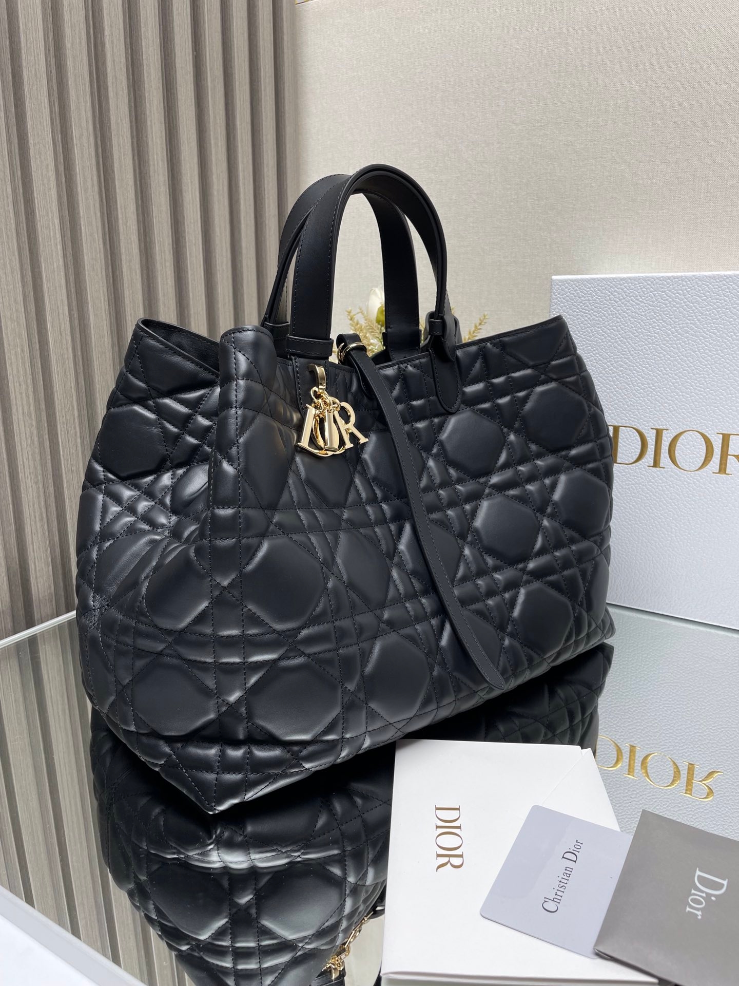 Yupoo Dior Toujours Large Black Macrocannage Tote Bag image 2