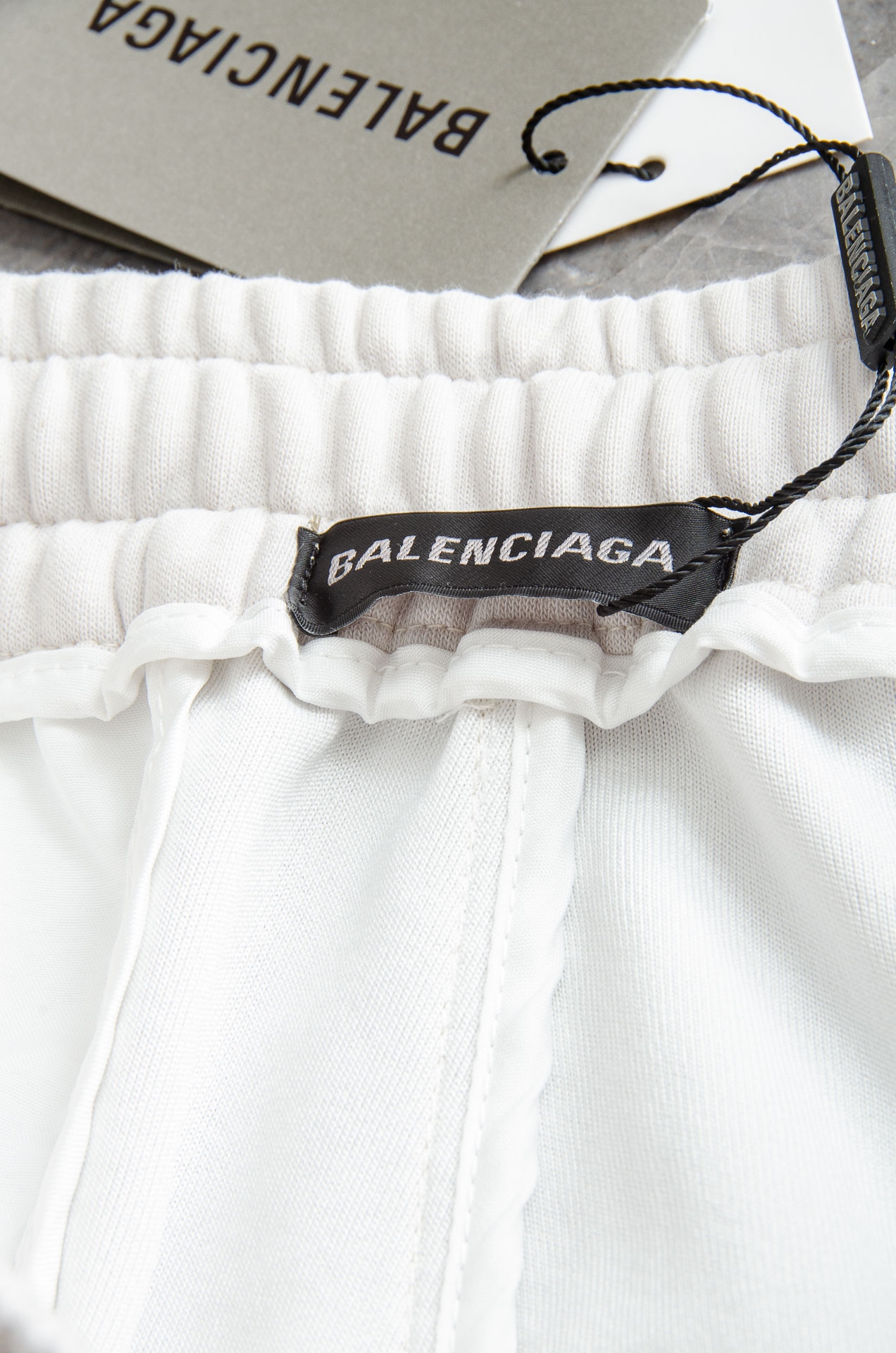Yupoo clothing: BALENCIAGA 2025SS Summer Casual Shorts image 8
