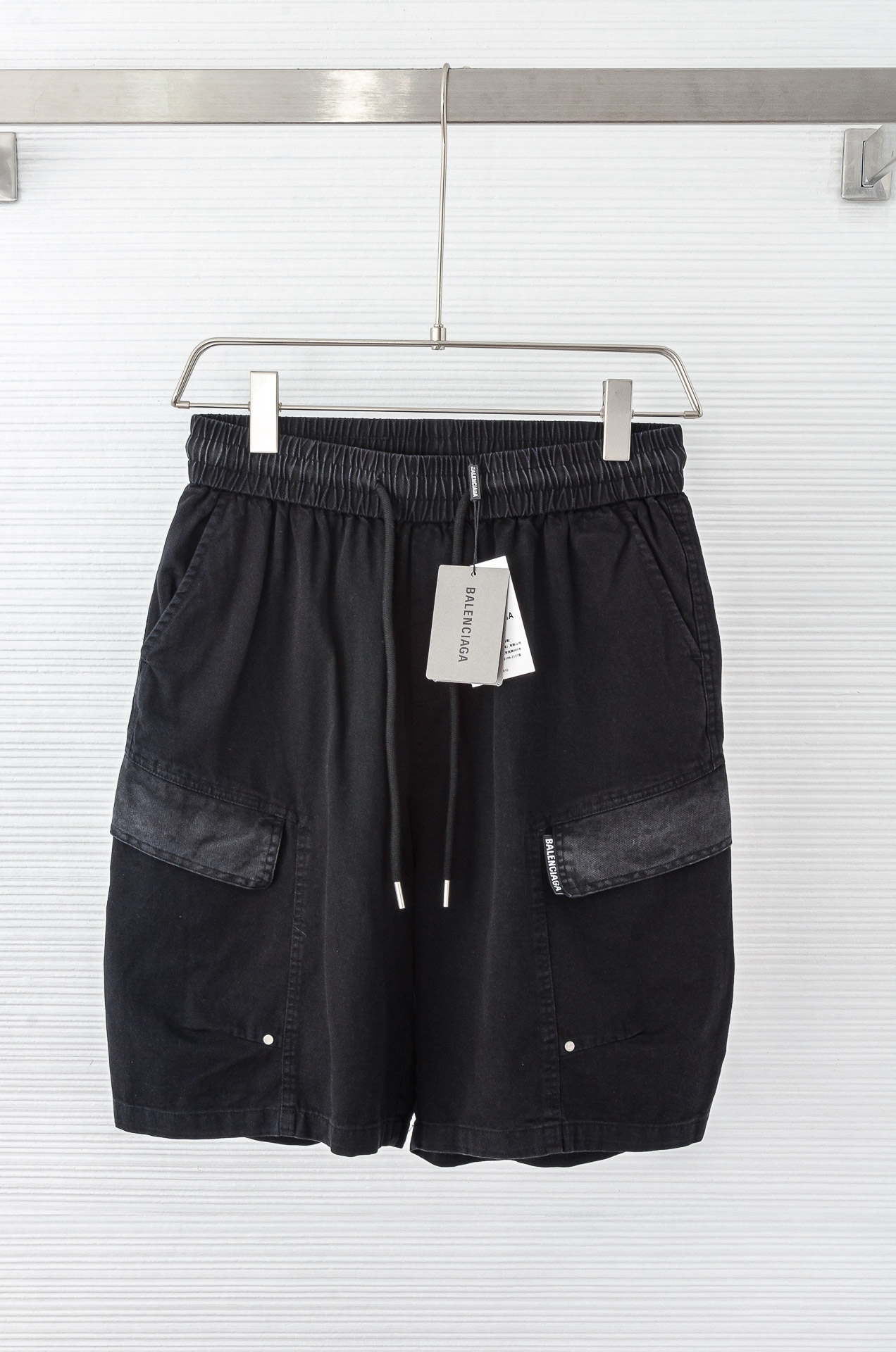 Yupoo clothing: BALENCIAGA Paris 2025SS Summer Shorts - Premium yupoo Yupoo image 1