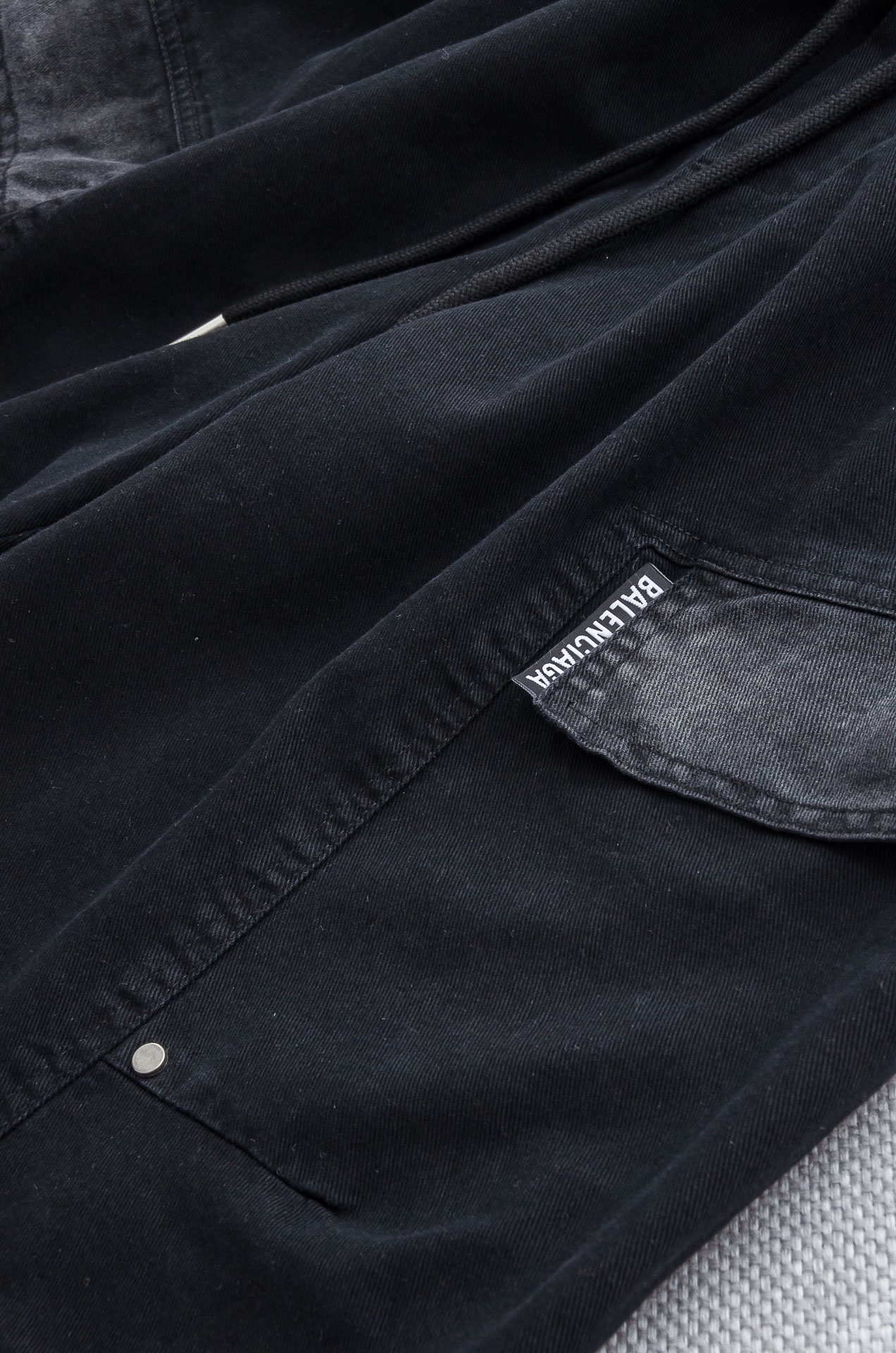 Yupoo clothing: BALENCIAGA Paris 2025SS Summer Shorts - Premium yupoo Yupoo image 3