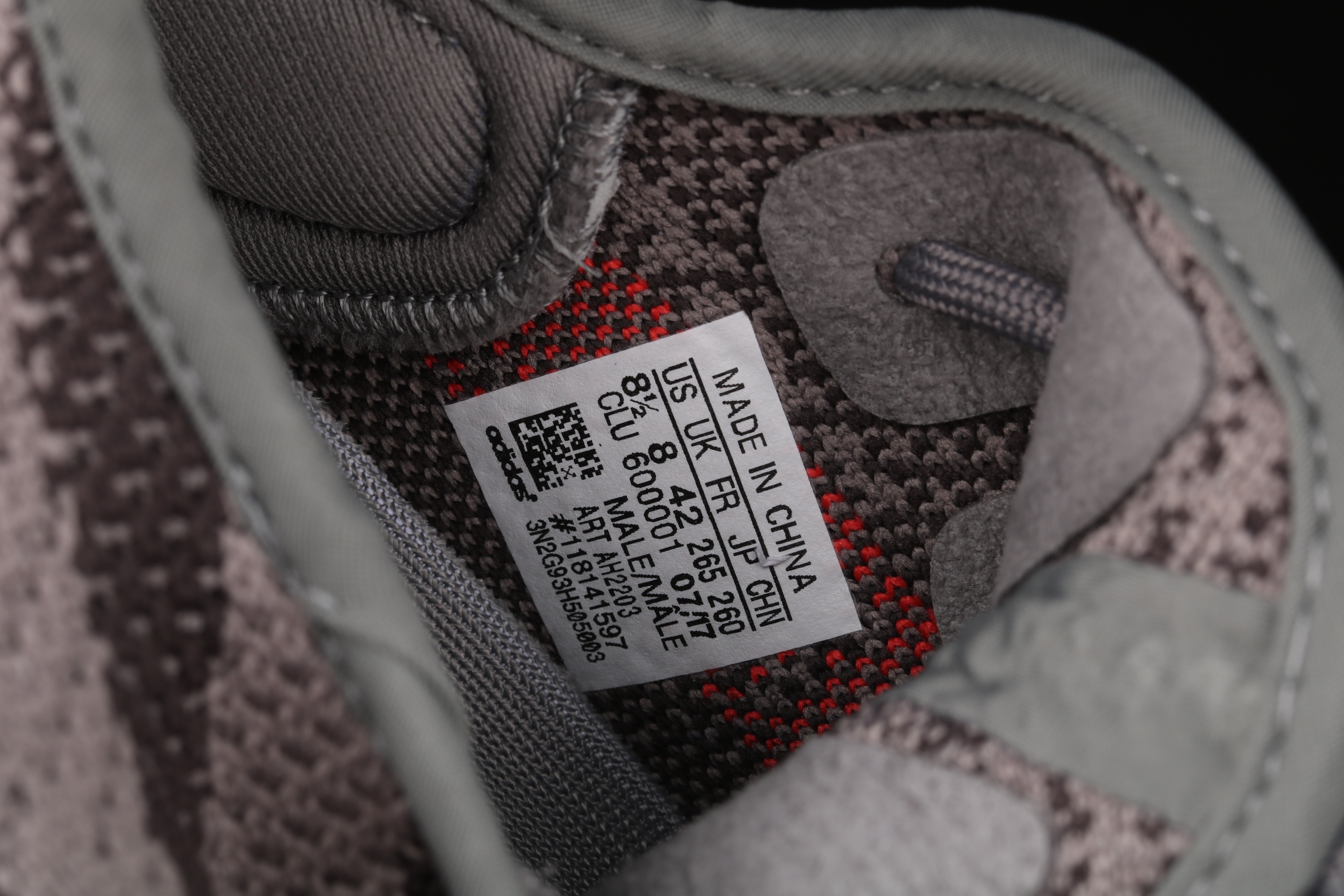Yupoo Shoes: Premium Yeezy Yupoo Sneakers image 12