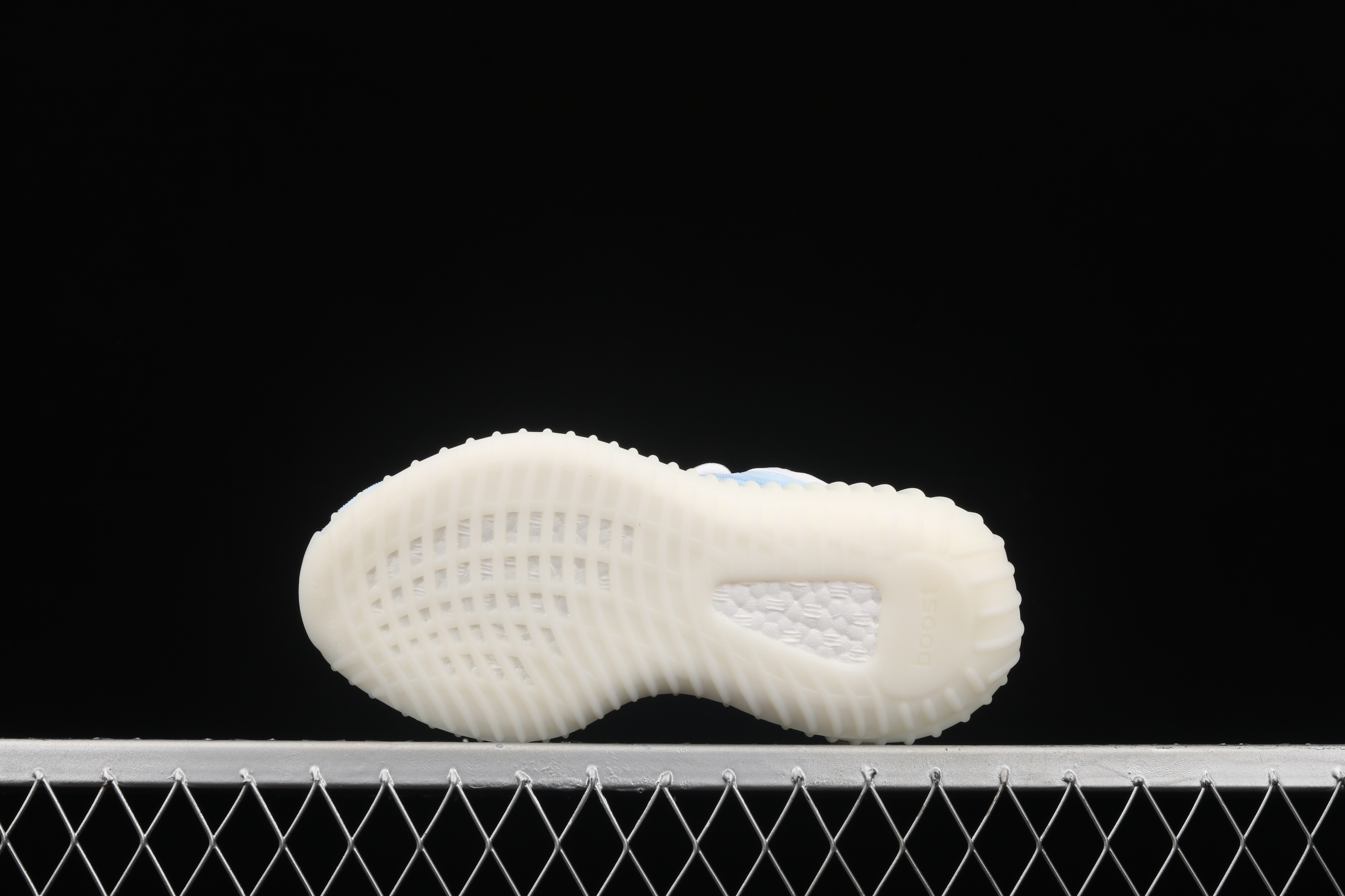 Yupoo Shoes: Premium Yeezy Yupoo Sneakers image 3