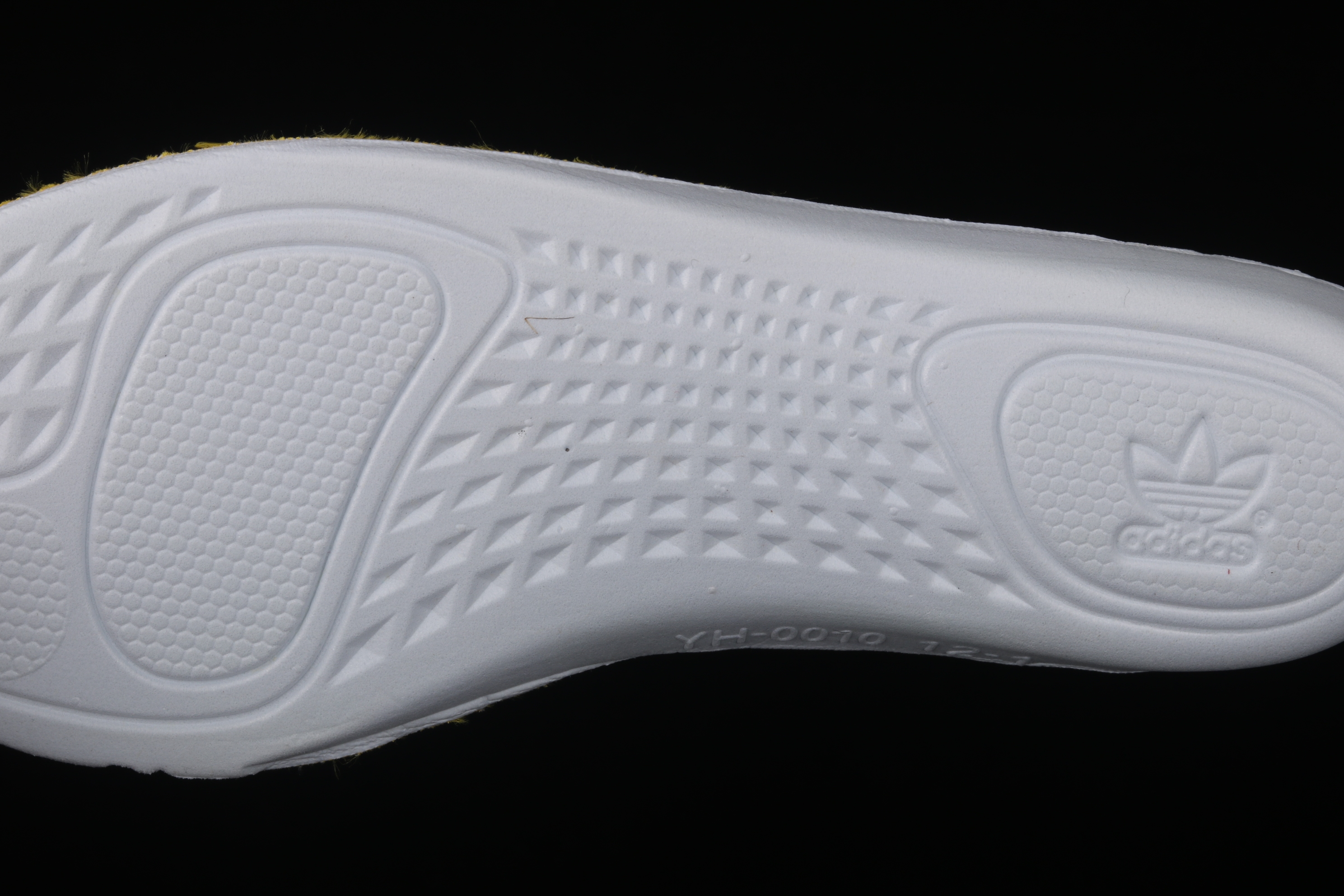 Yupoo Shoes: Premium Yeezy Yupoo Sneakers image 13