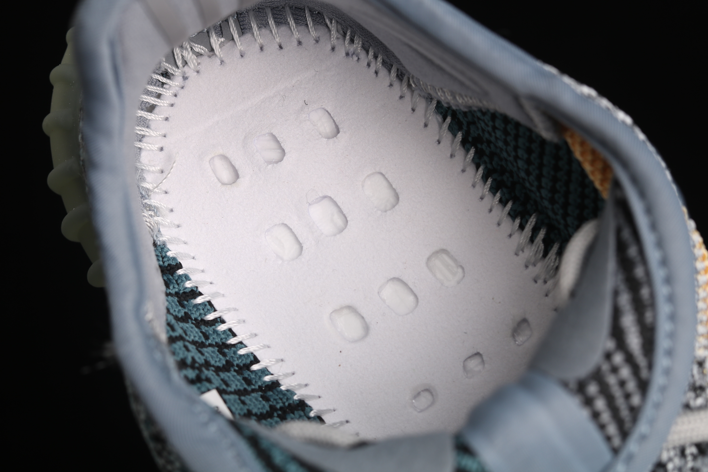 Yupoo Shoes: Premium Yeezy Yupoo Sneakers image 12
