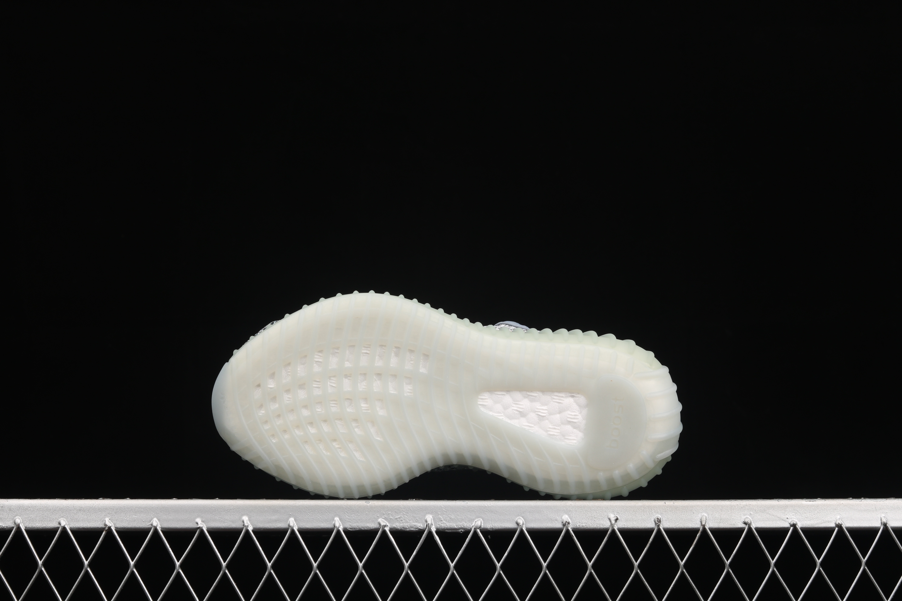 Yupoo Shoes: Premium Yeezy Yupoo Sneakers image 3