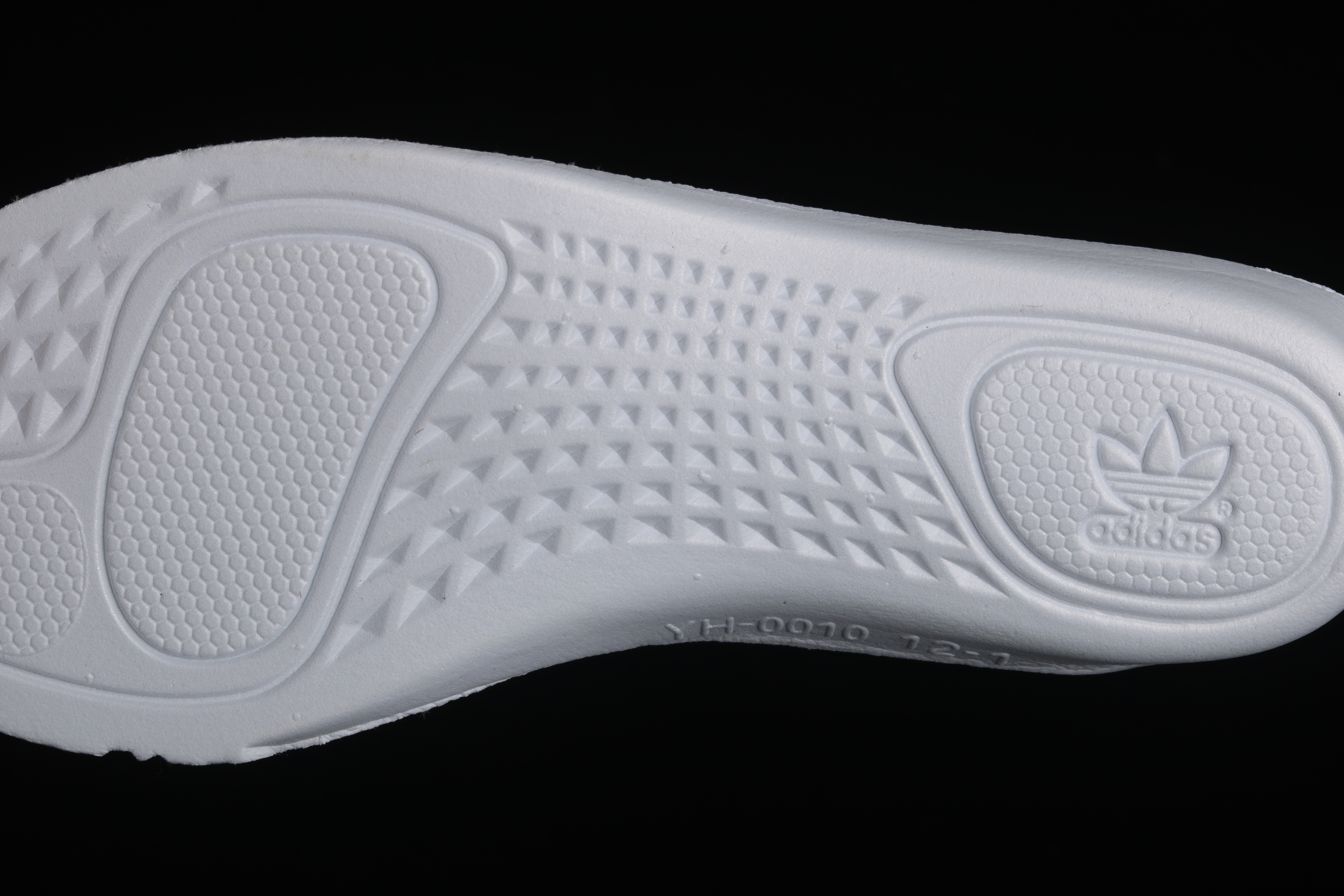 Yupoo Shoes: Premium Yeezy Yupoo Sneakers image 14
