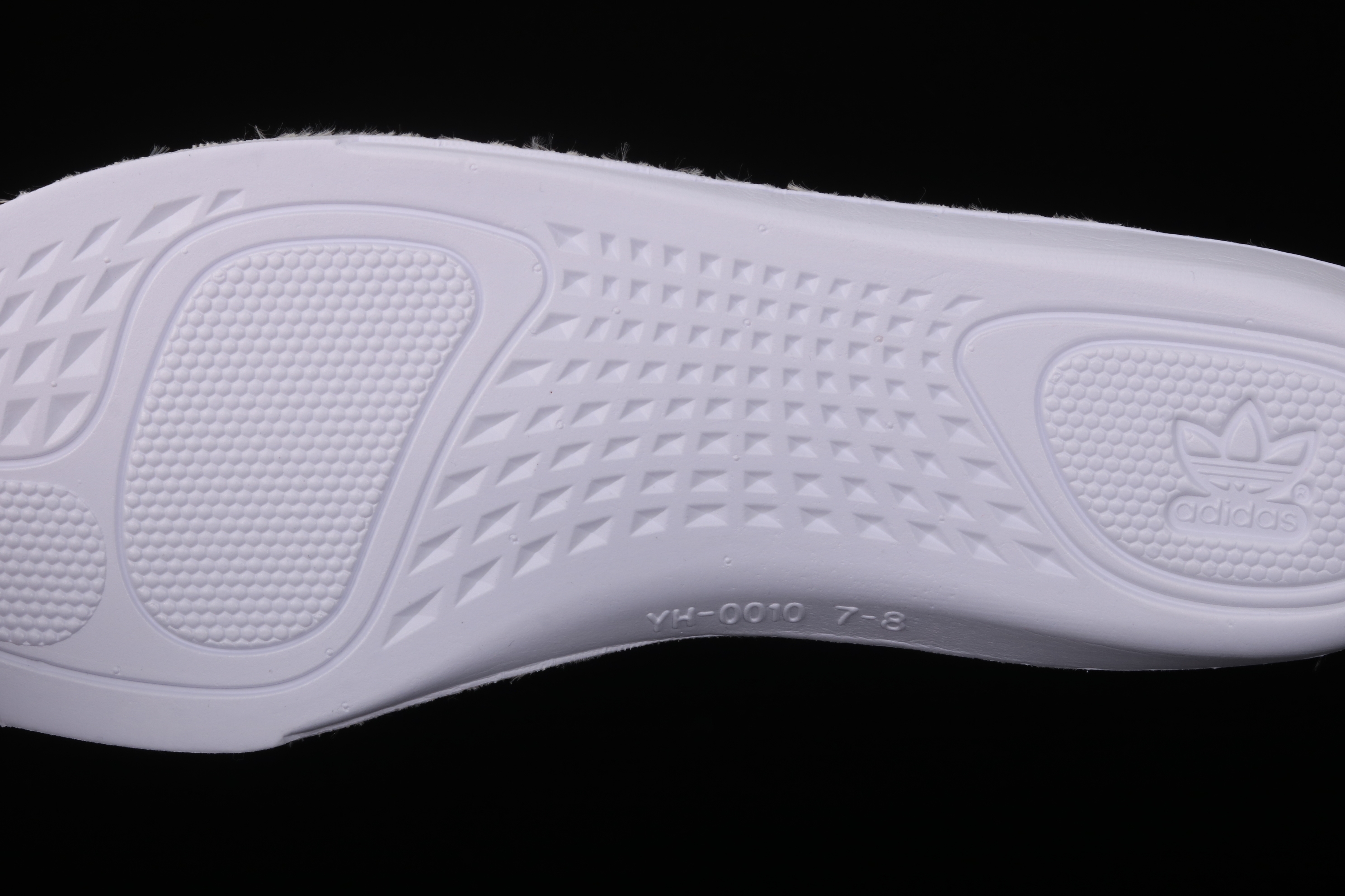 Yupoo Shoes: Premium Yeezy Yupoo Sneakers image 17