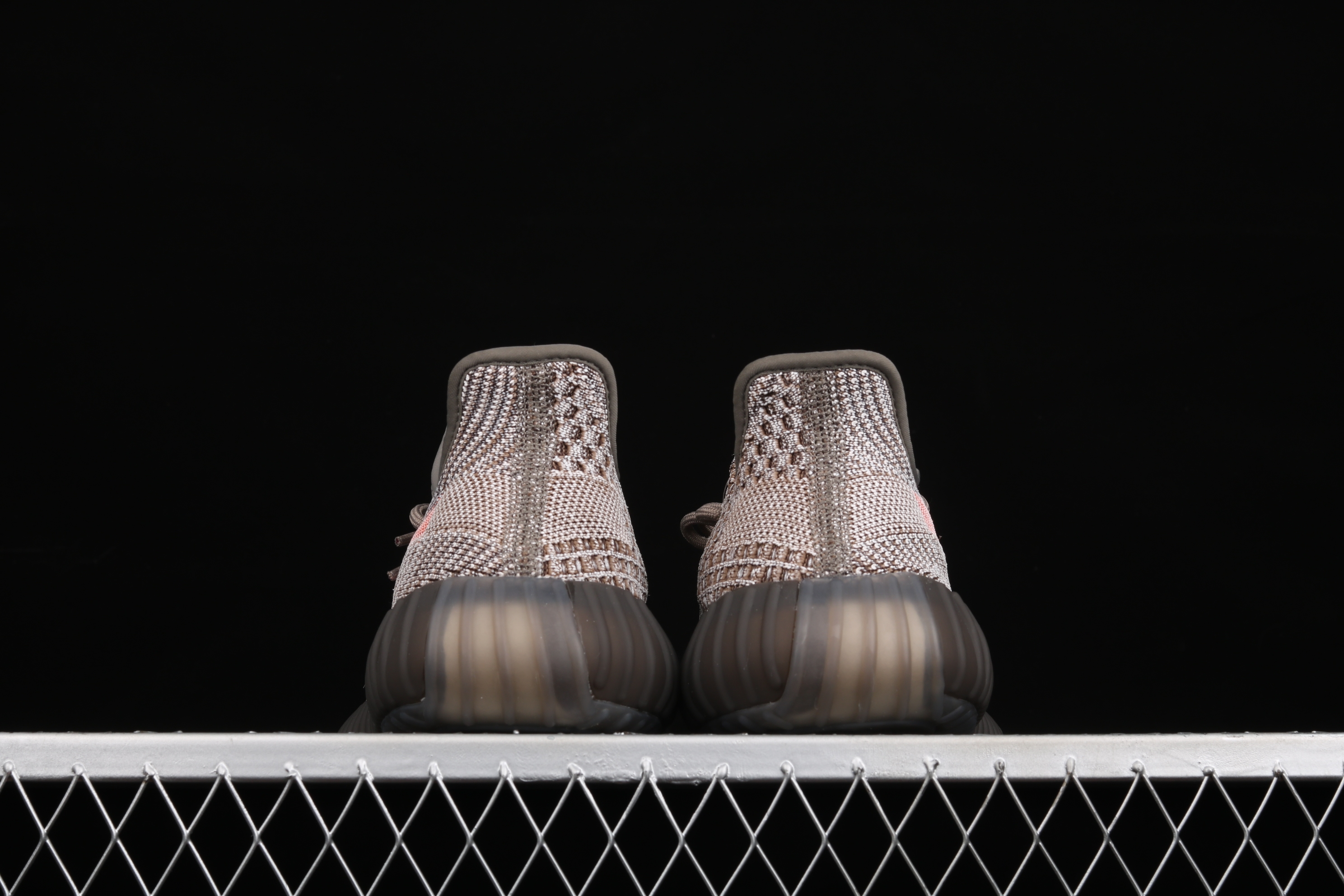 Yupoo Shoes: Premium Yeezy Yupoo Sneakers image 5