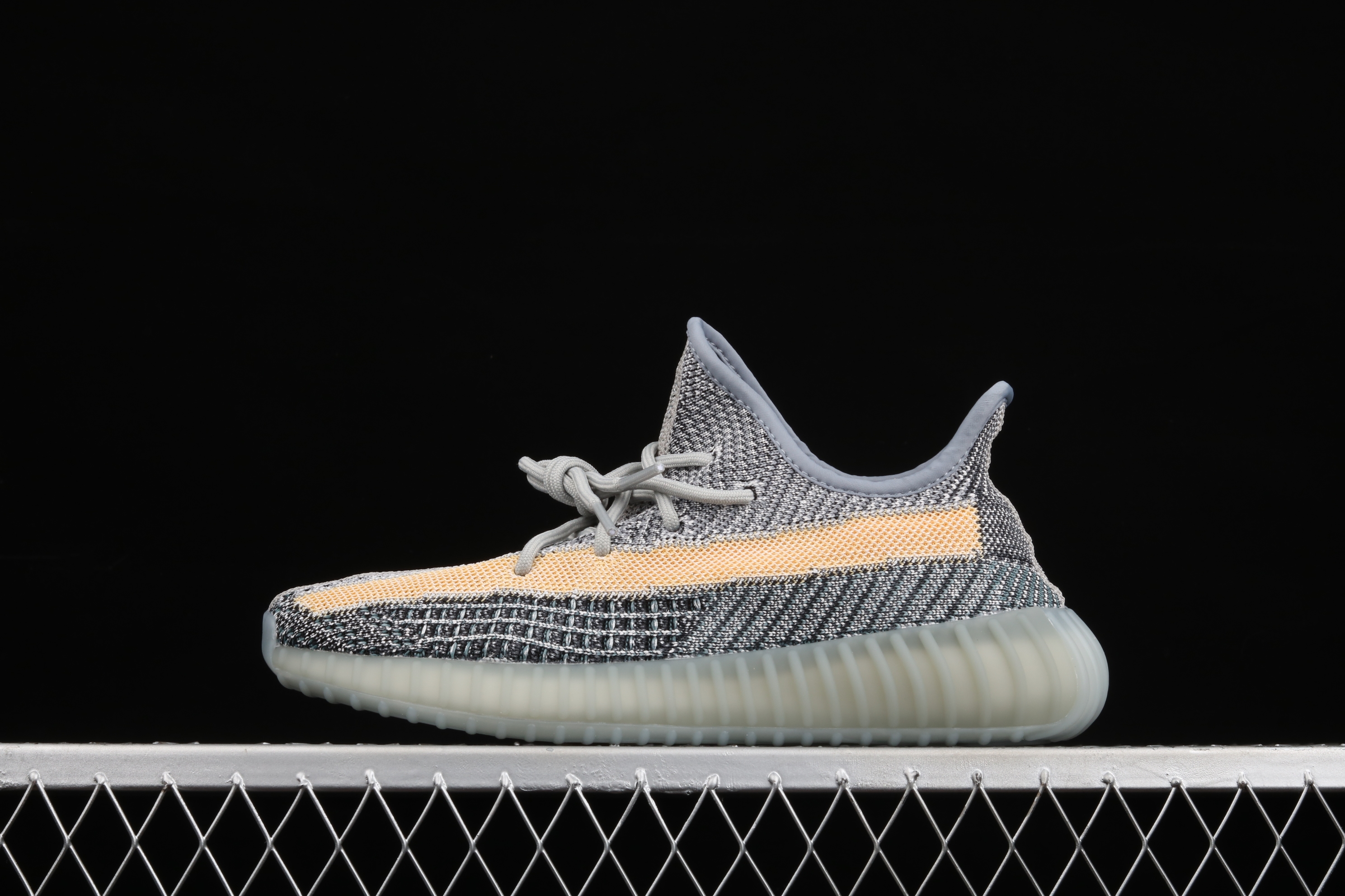 Yupoo Shoes: Premium Yeezy Yupoo Sneakers image 1