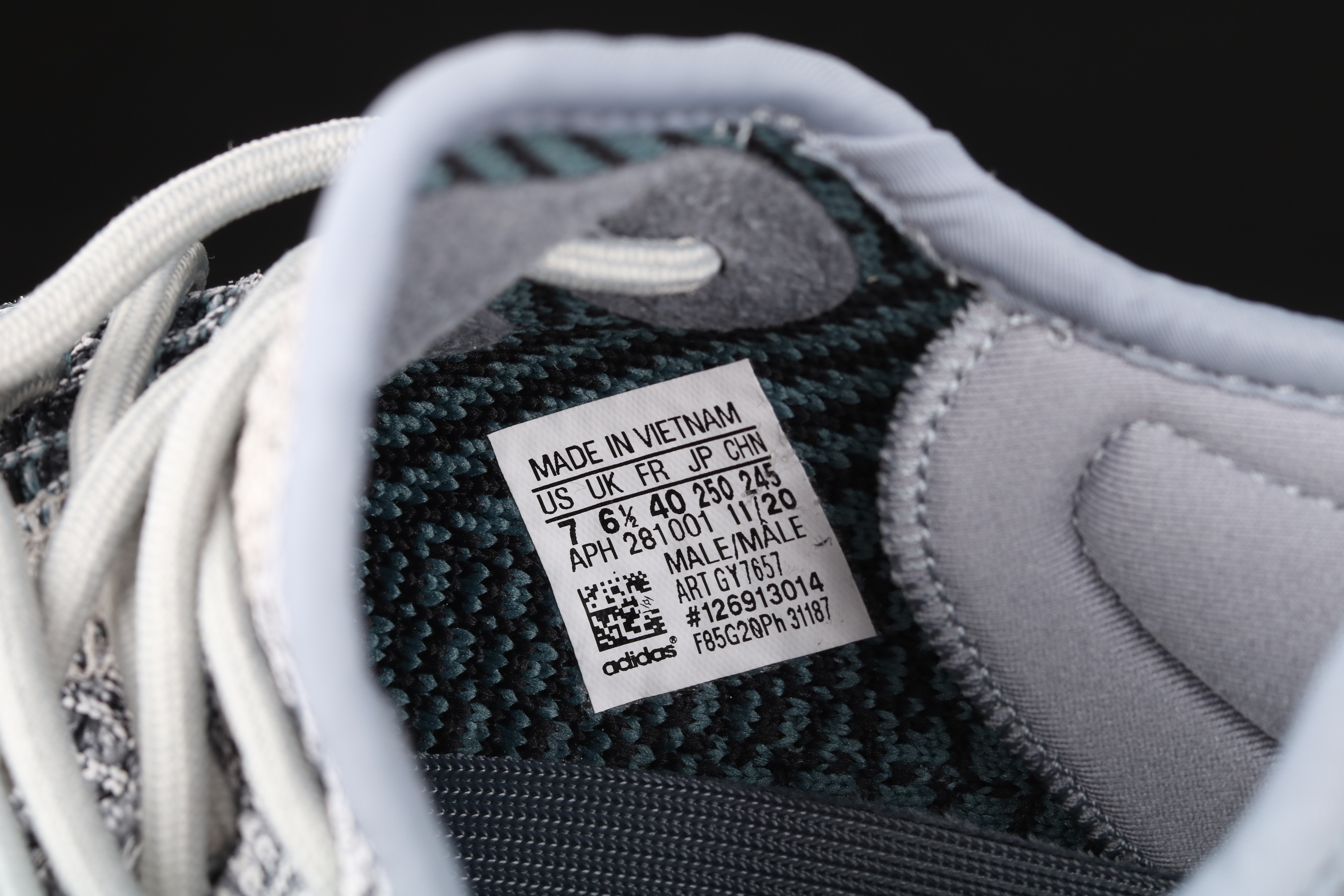 Yupoo Shoes: Premium Yeezy Yupoo Sneakers image 12