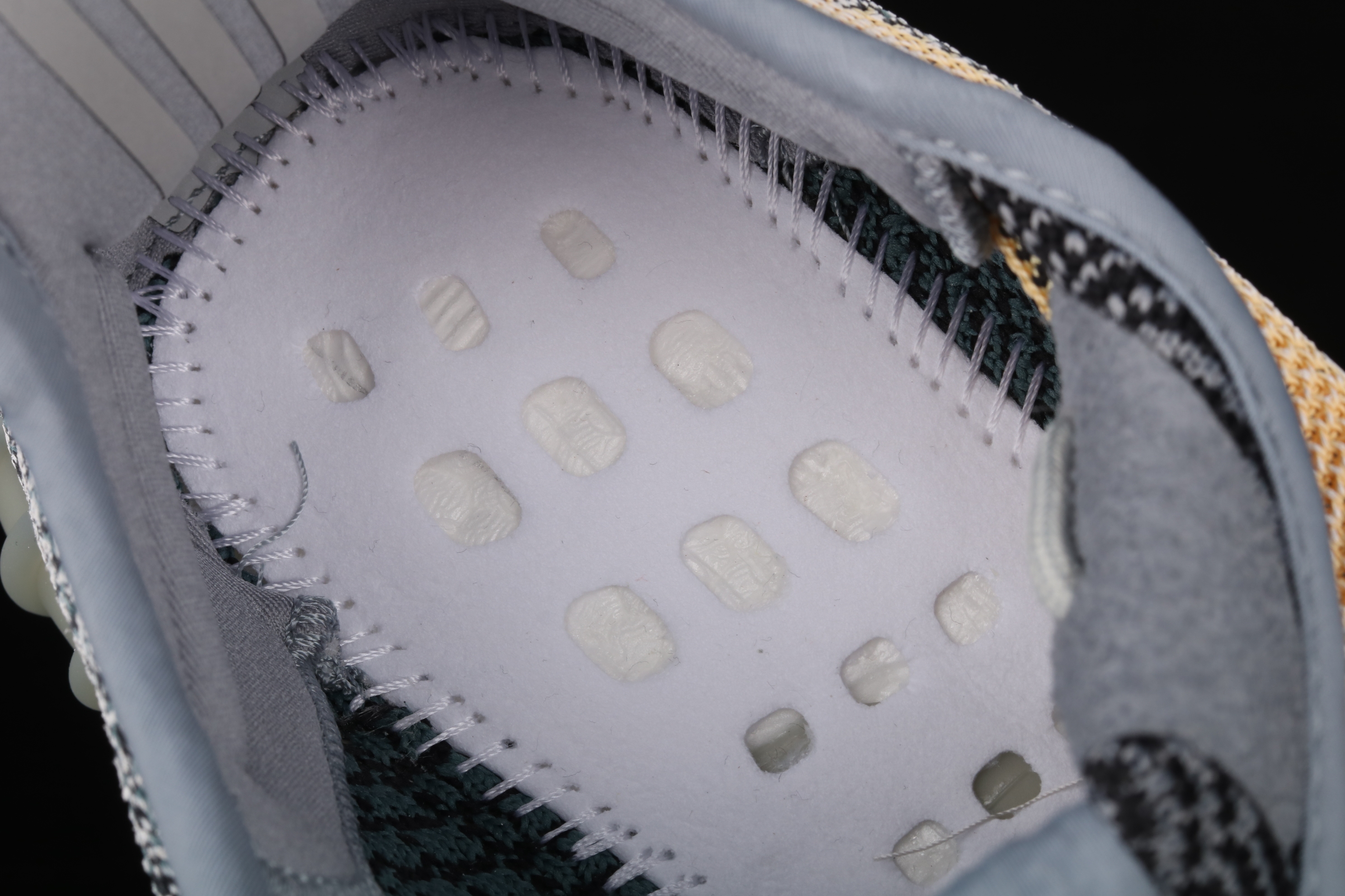 Yupoo Shoes: Premium Yeezy Yupoo Sneakers image 13
