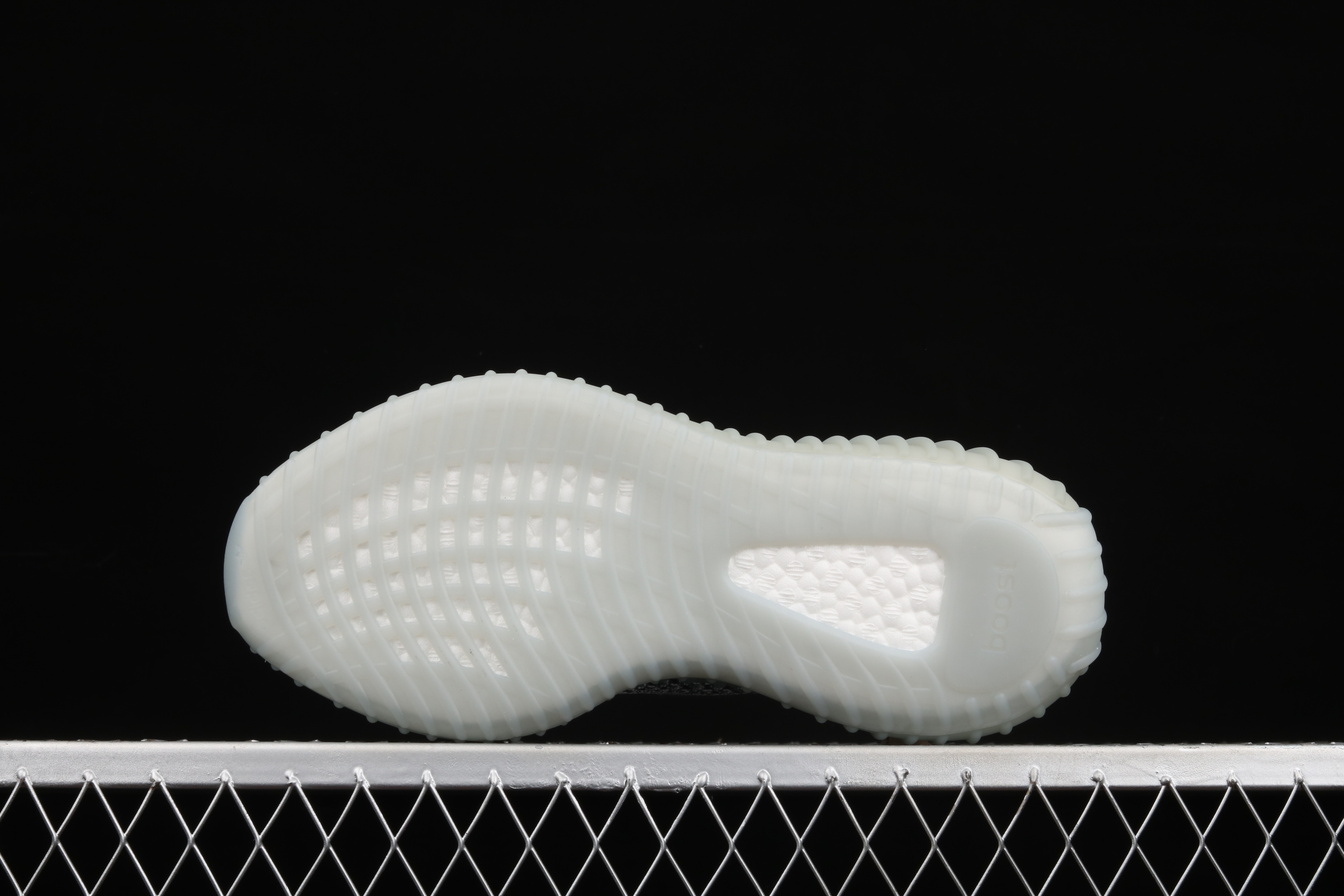 Yupoo Shoes: Premium Yeezy Yupoo Sneakers image 3