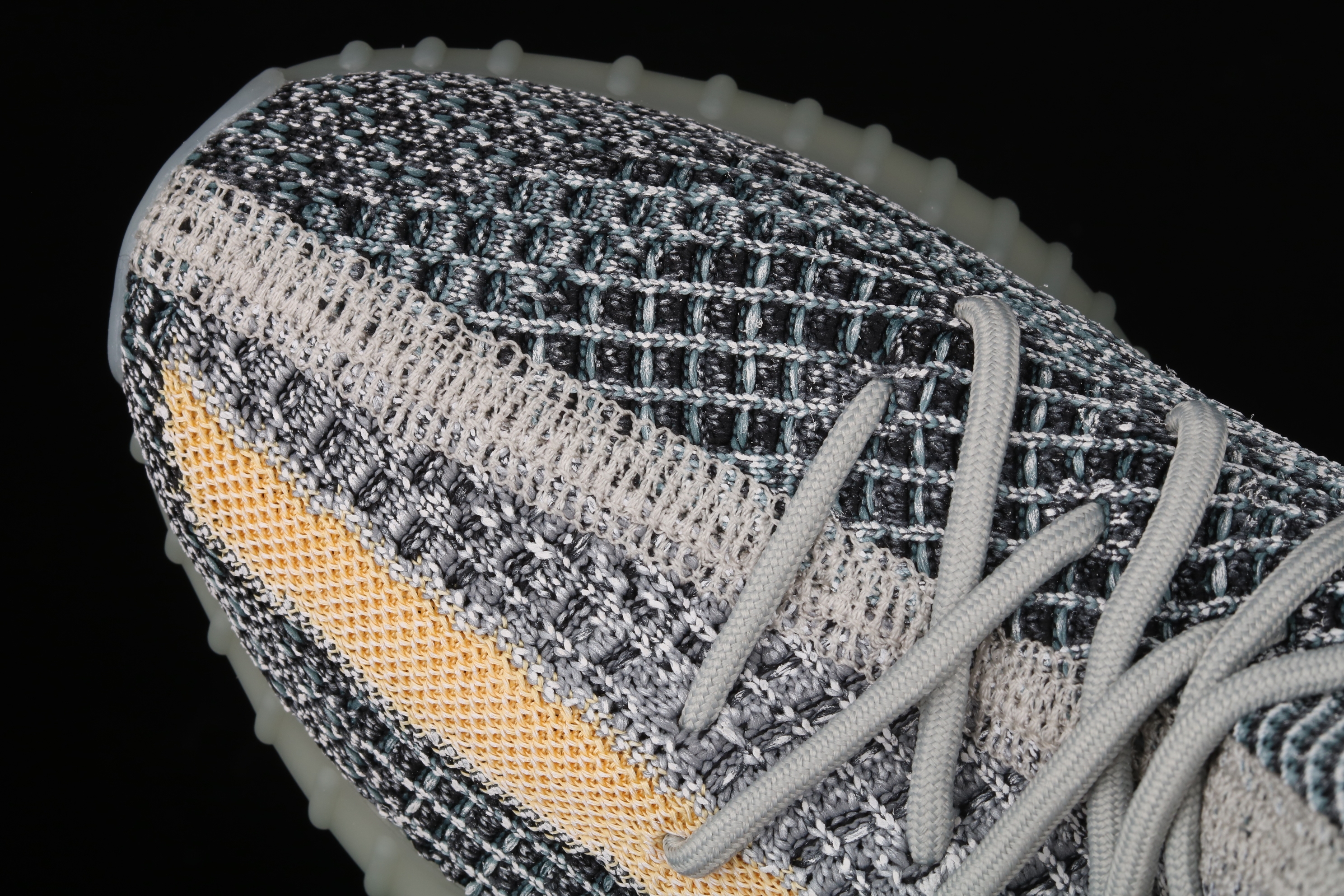 Yupoo Shoes: Premium Yeezy Yupoo Sneakers image 9