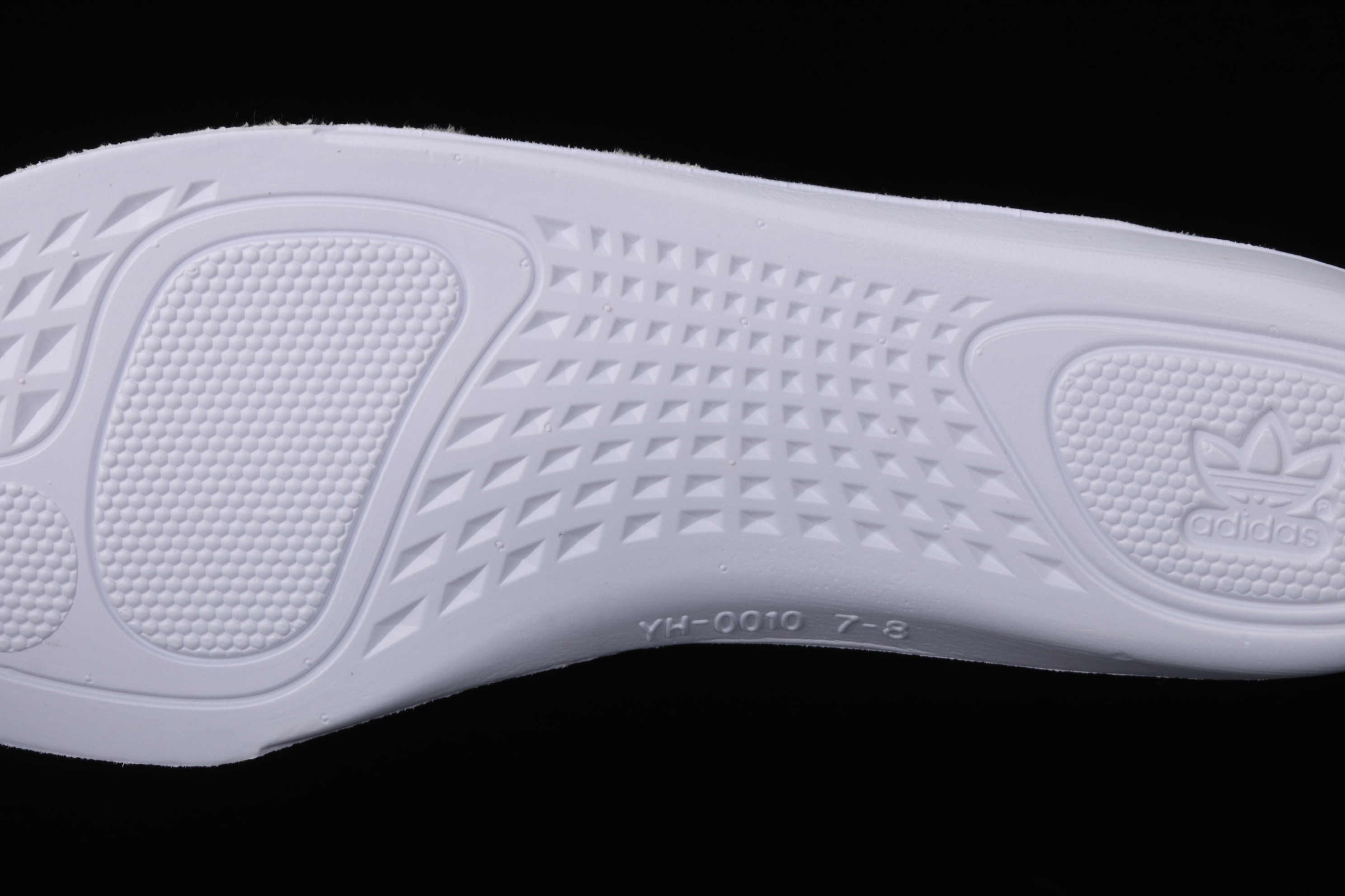 Yupoo Shoes: Premium Yeezy Yupoo Sneakers image 16