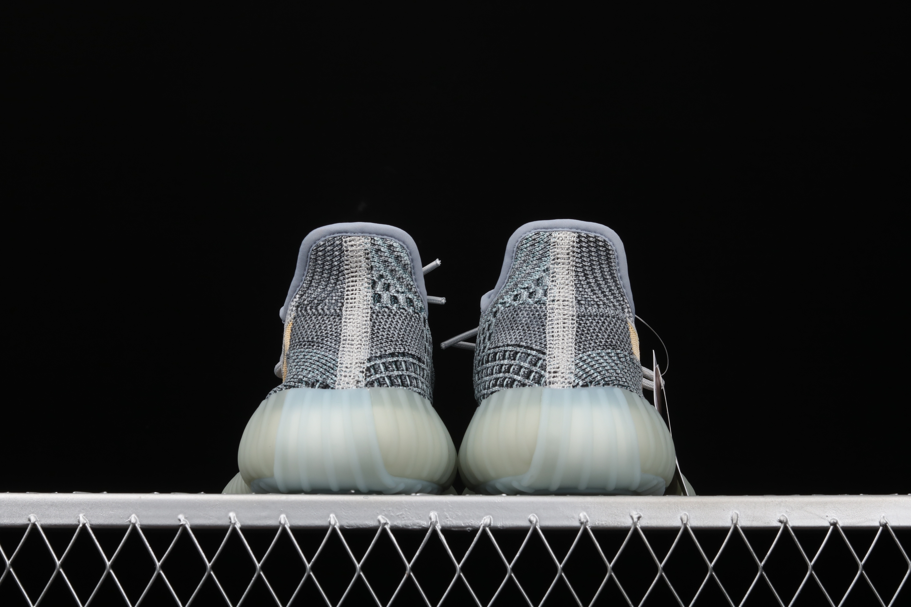 Yupoo Shoes: Premium Yeezy Yupoo Sneakers image 13