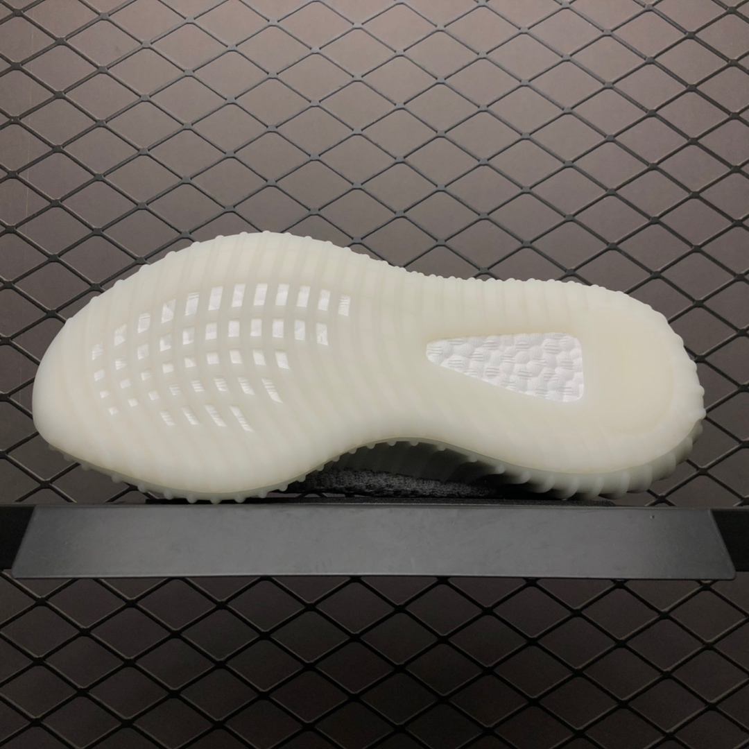 Yupoo Shoes: Premium Yeezy Yupoo Sneakers image 5