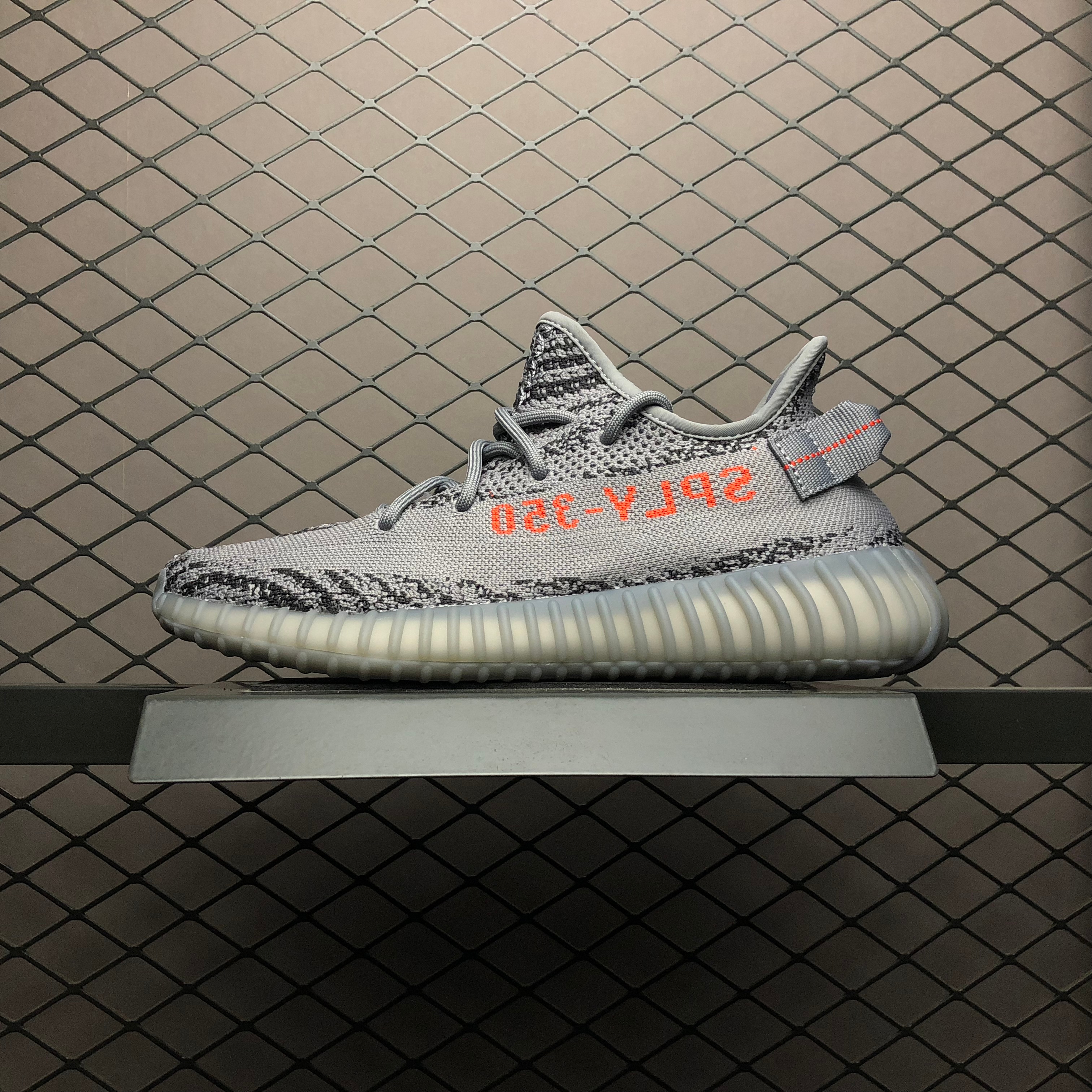 Yupoo Shoes: Premium Yeezy Yupoo Sneakers image 1